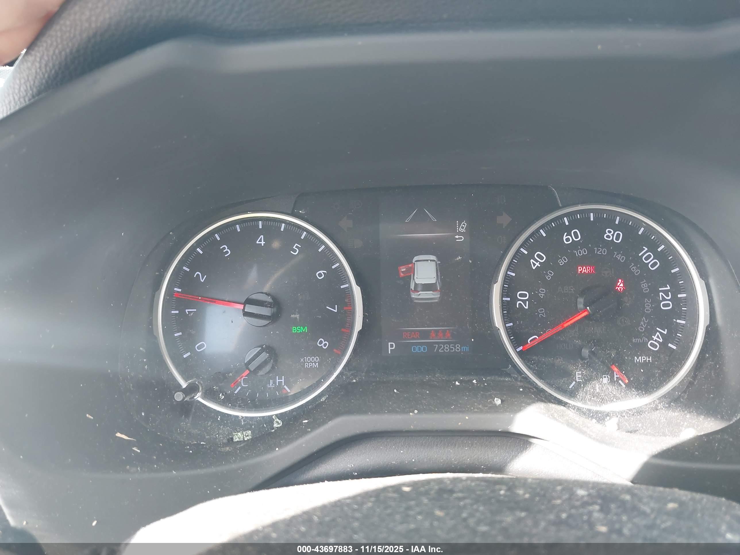 TOYOTA RAV4 image 7