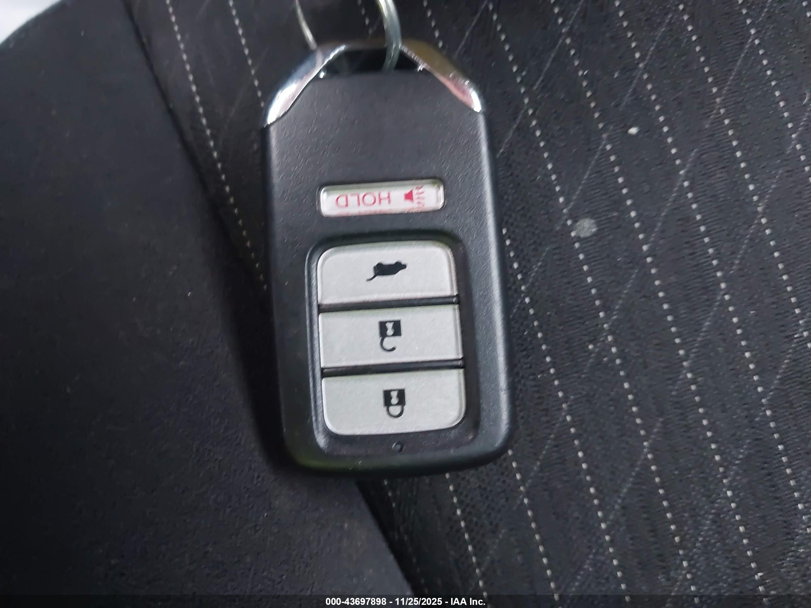 HONDA FIT image 11