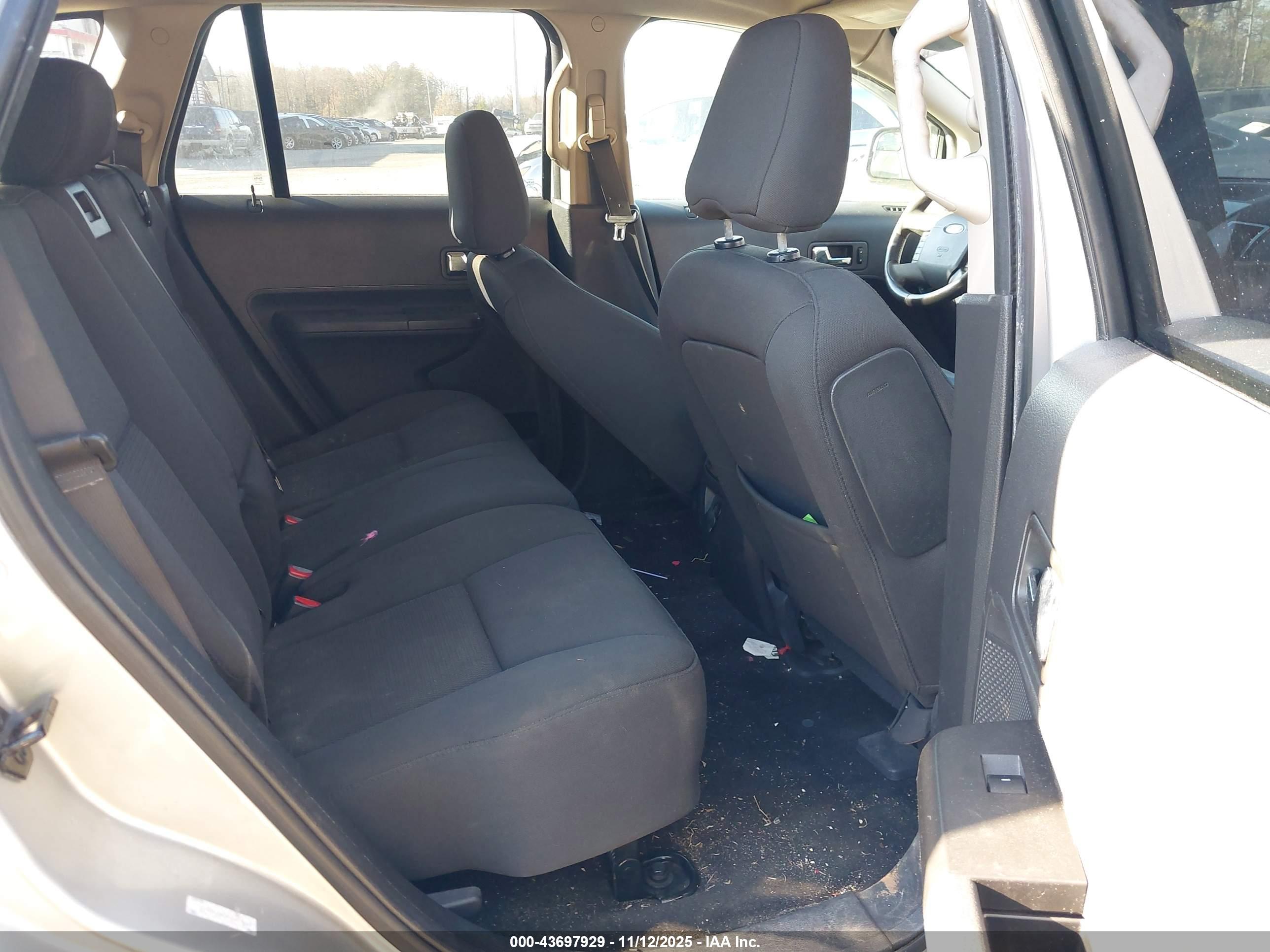 FORD EDGE image 8