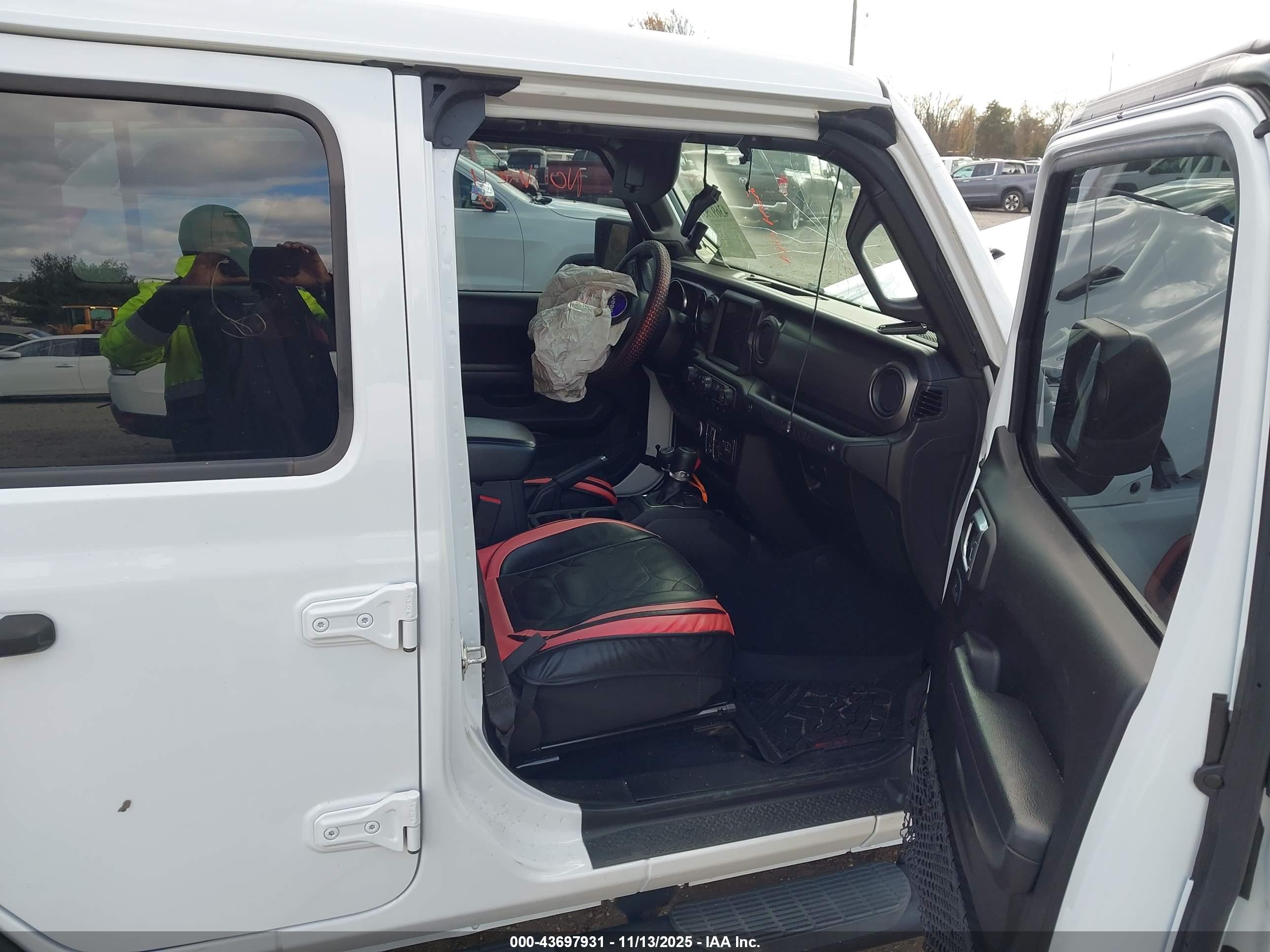 JEEP WRANGLER image 5