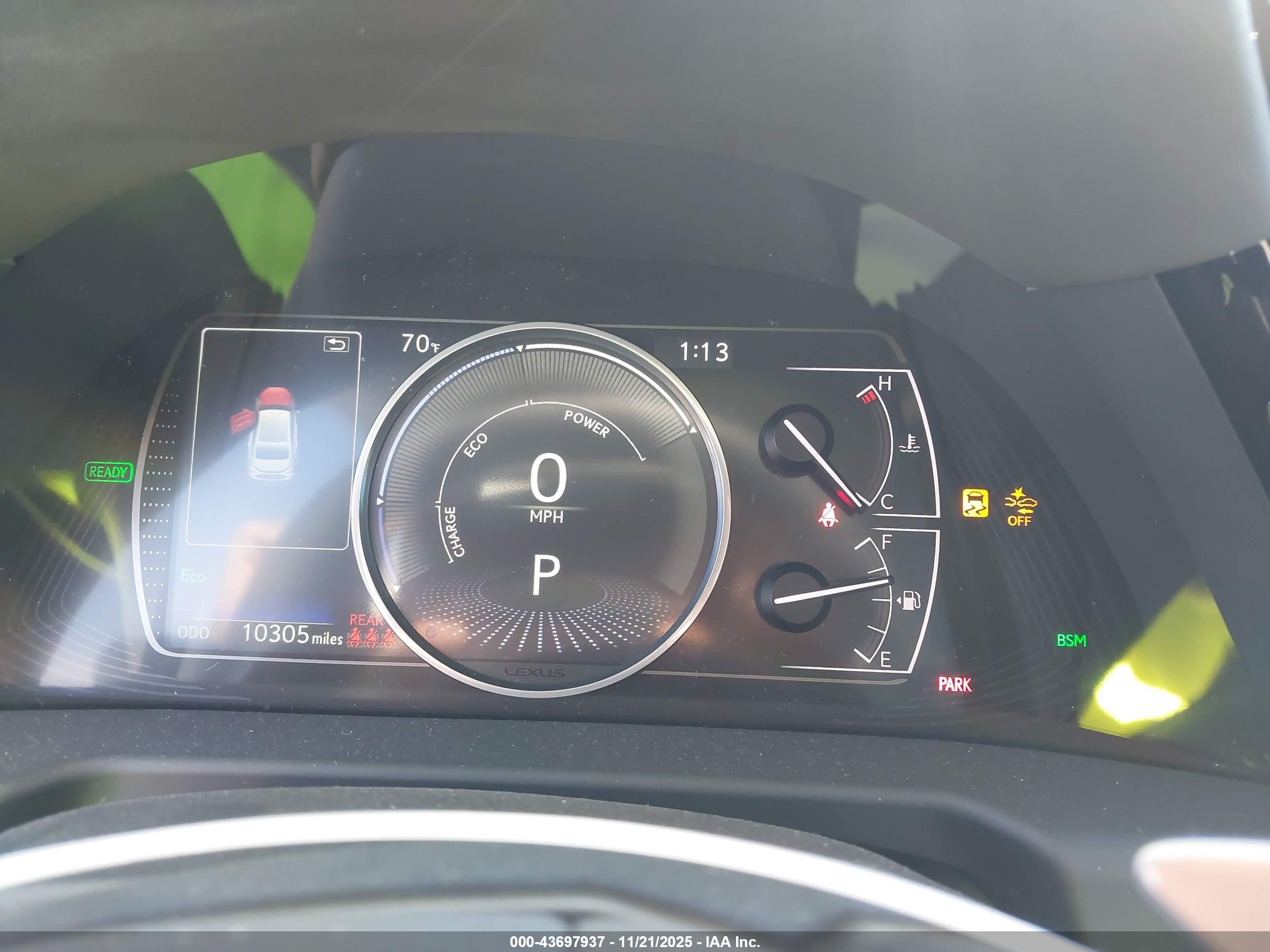 LEXUS ES image 7