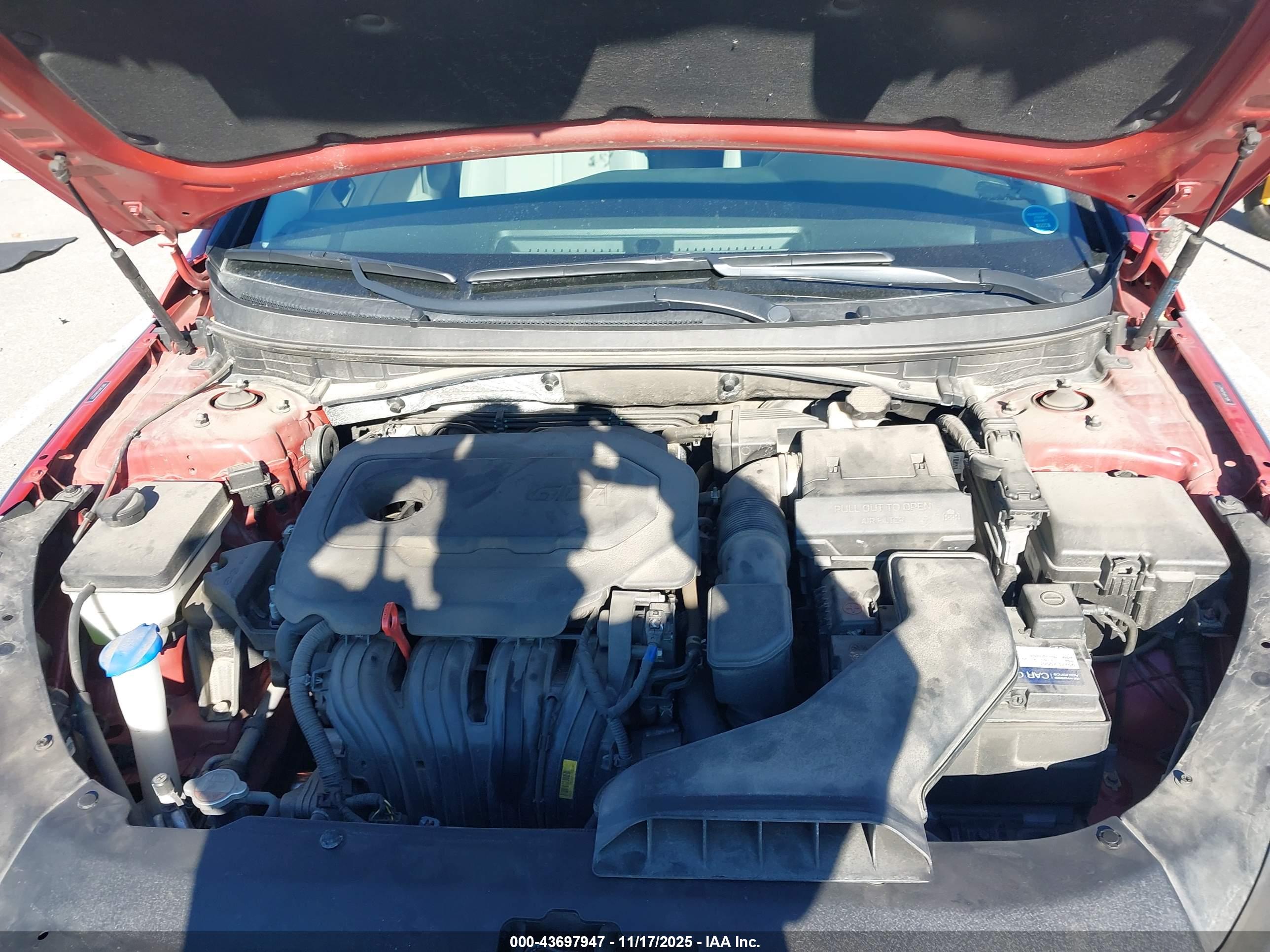 HYUNDAI SONATA image 10