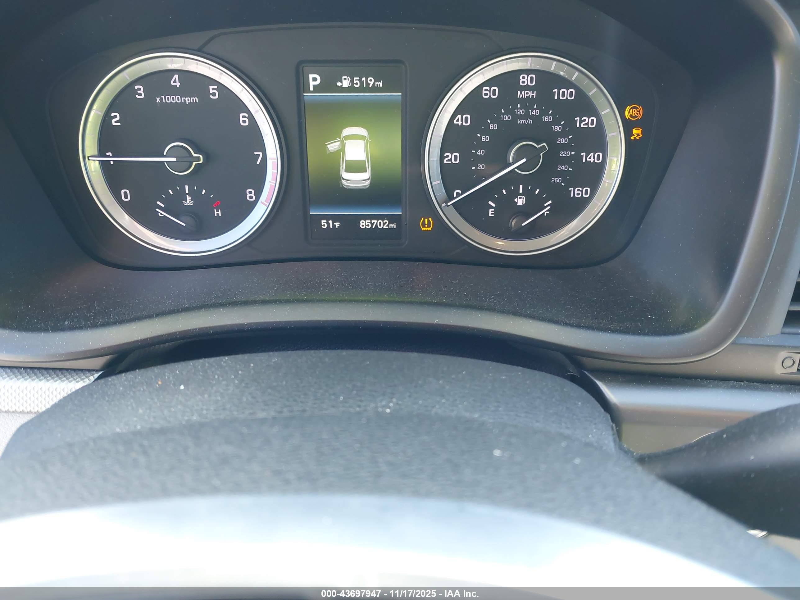 HYUNDAI SONATA image 7