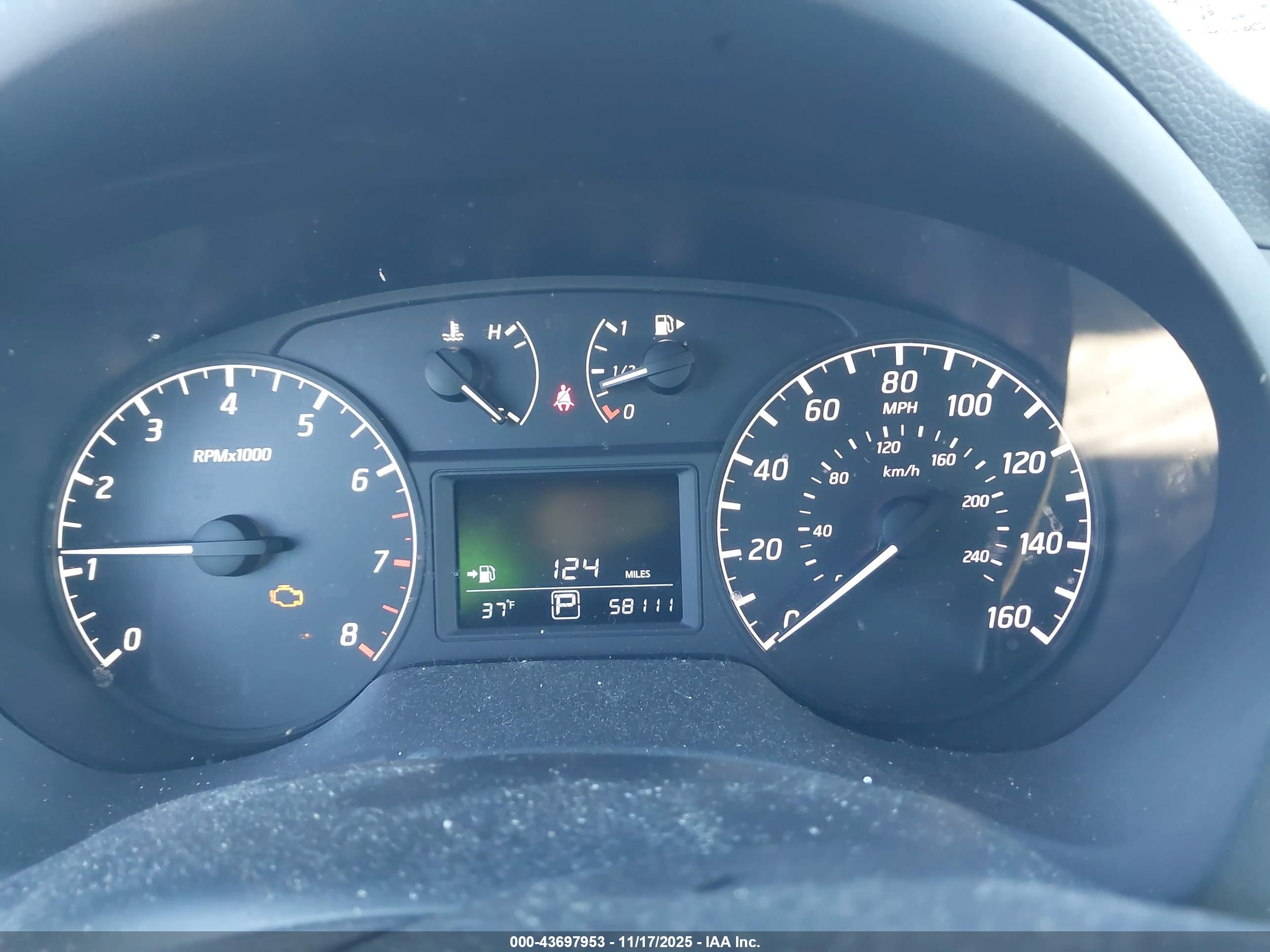 NISSAN SENTRA image 7