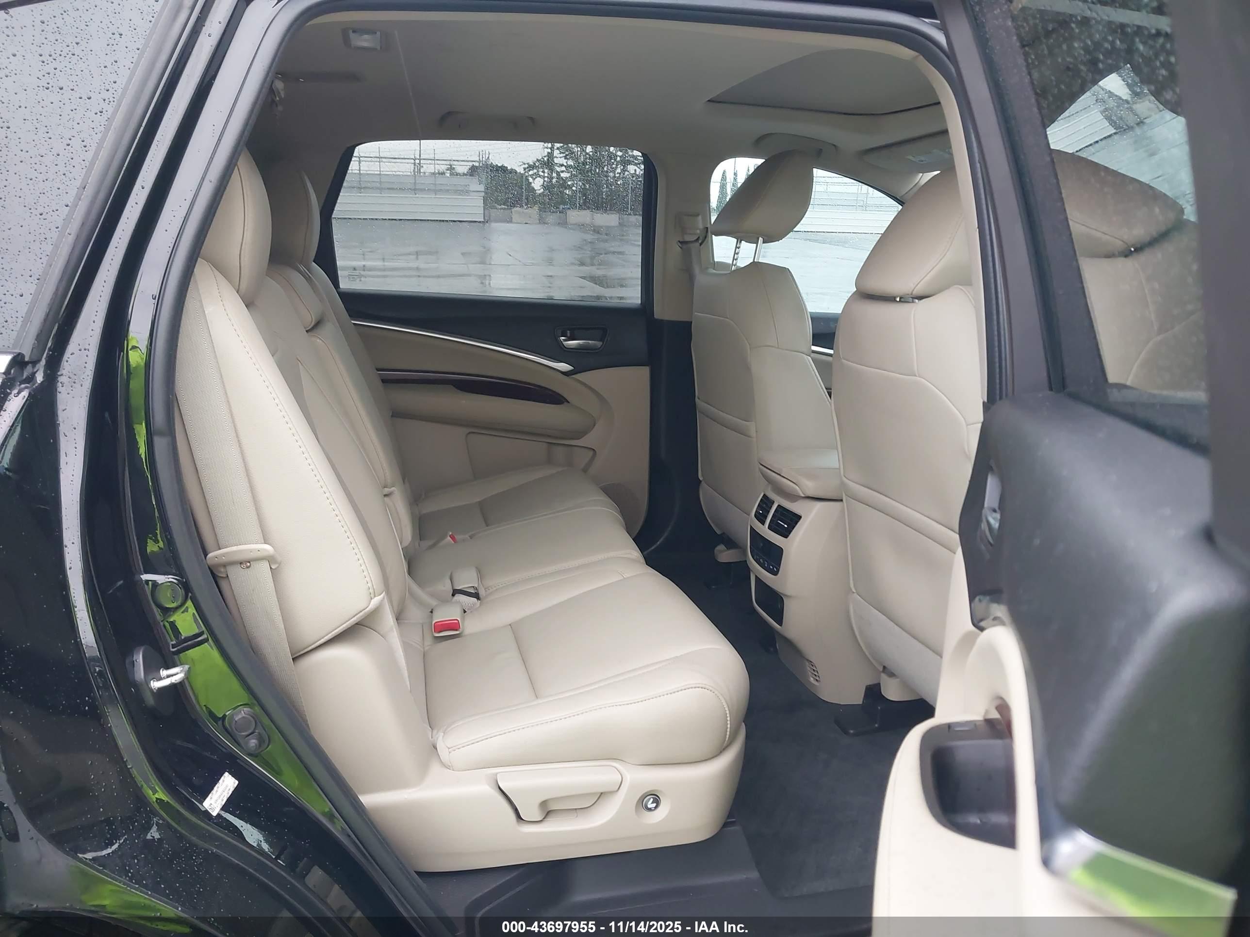 ACURA MDX image 8
