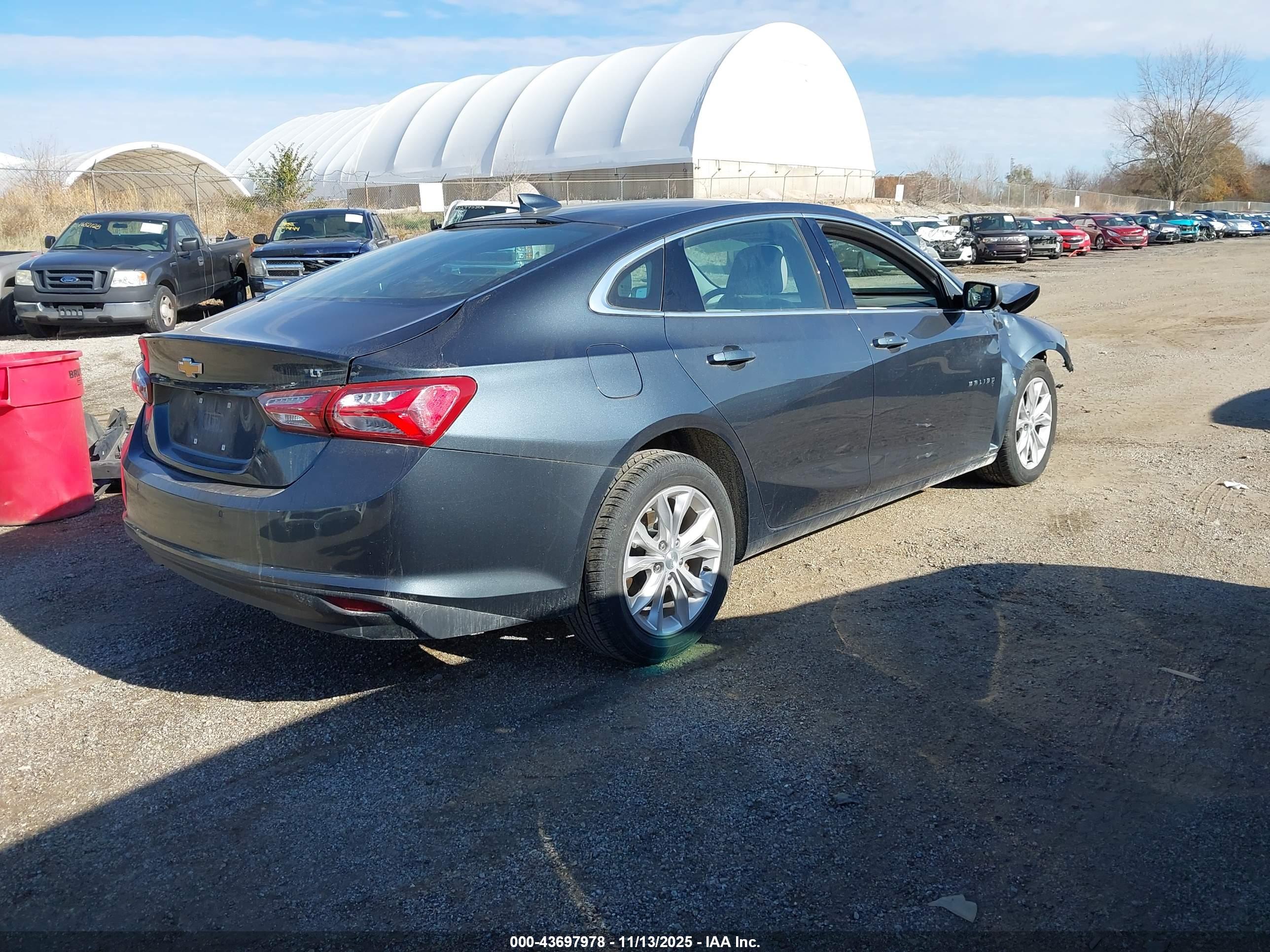 CHEVROLET MALIBU image 4