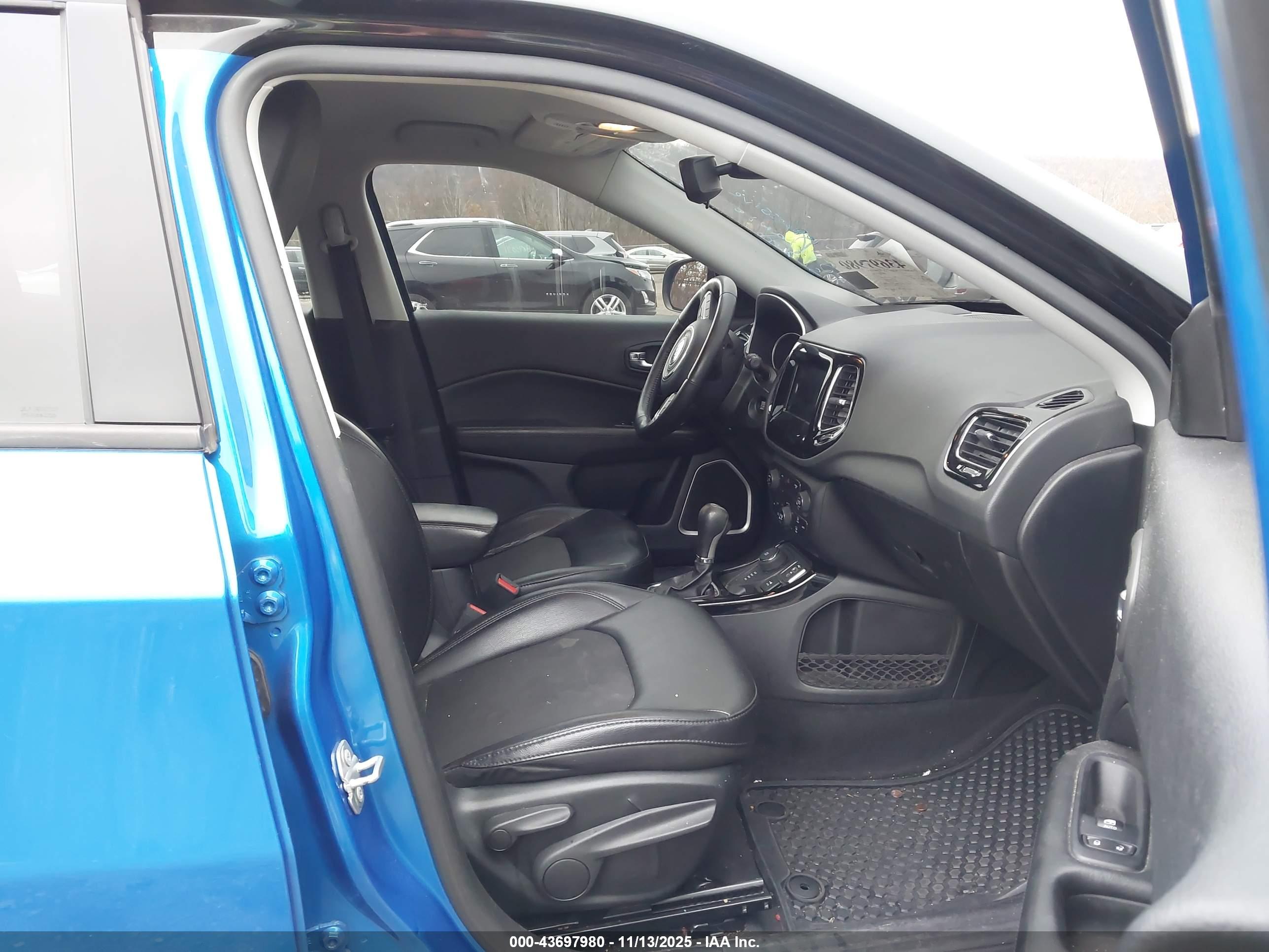 JEEP COMPASS image 5