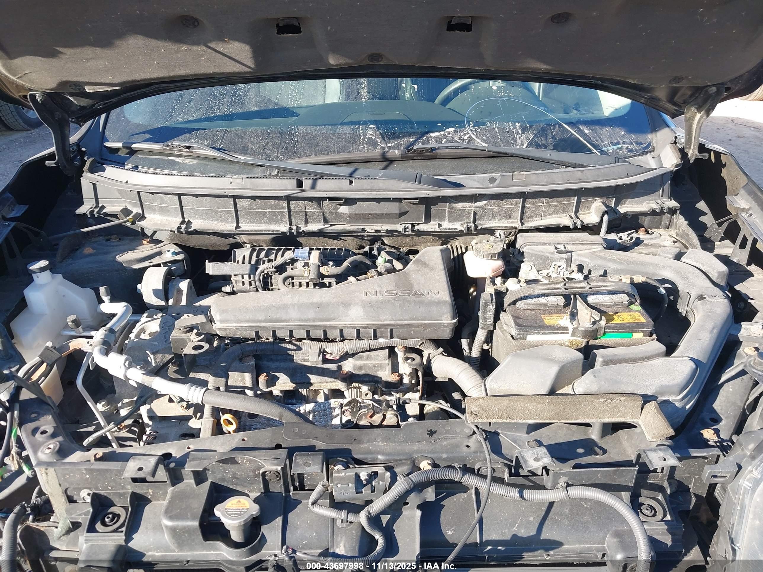 NISSAN ROGUE image 10