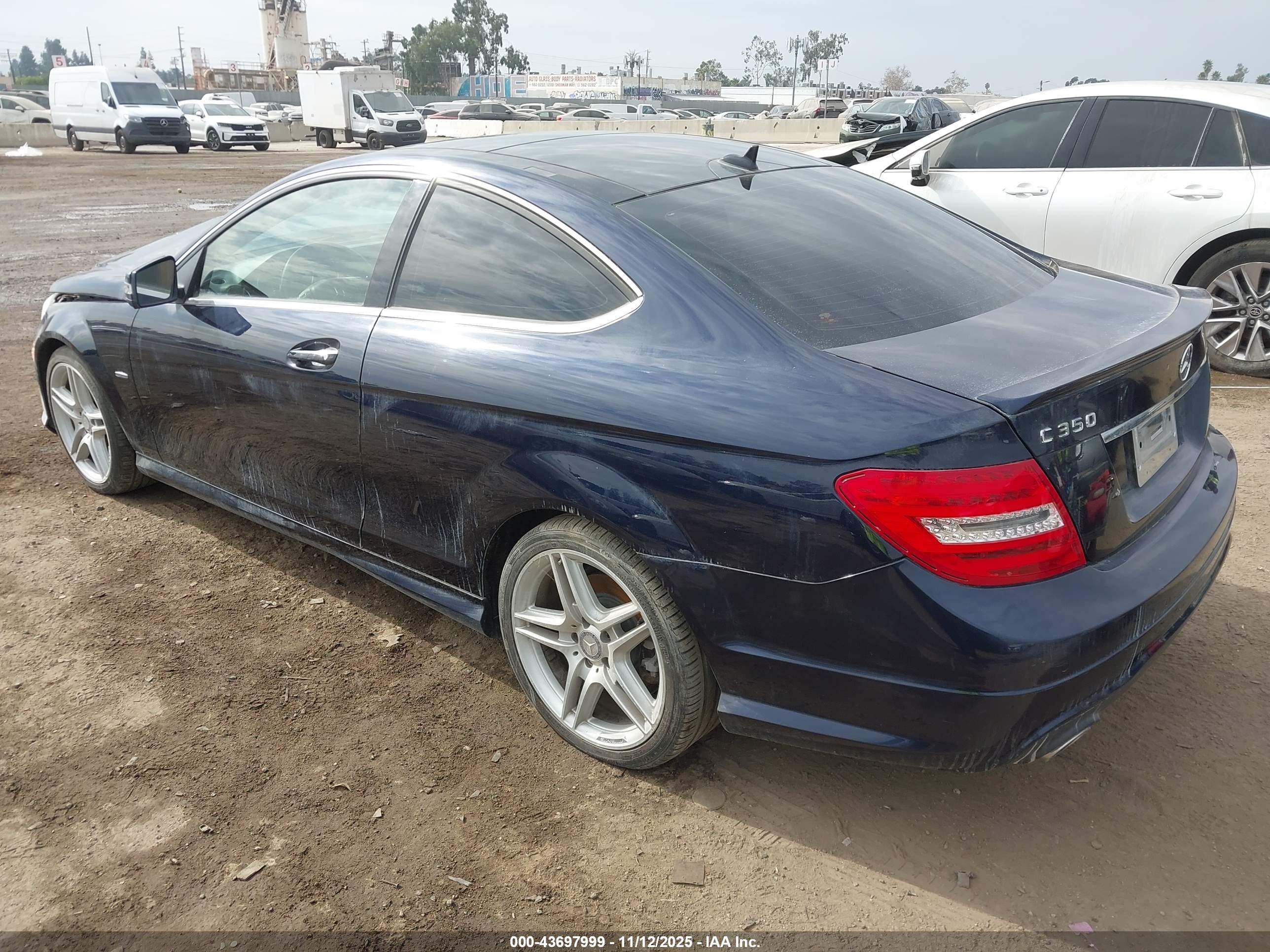 MERCEDES-BENZ C image 3
