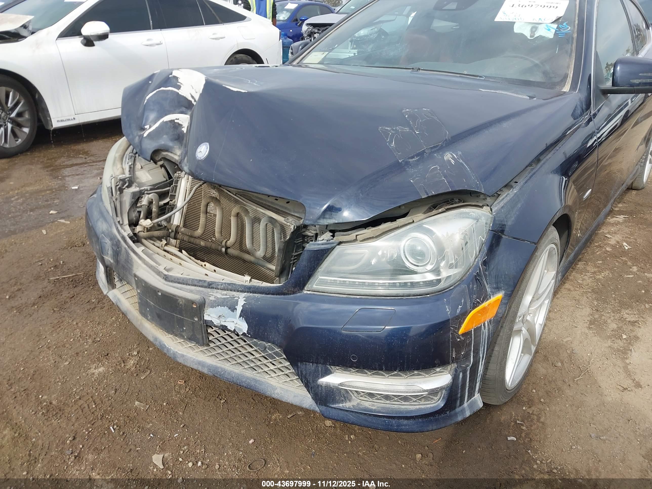 MERCEDES-BENZ C image 6