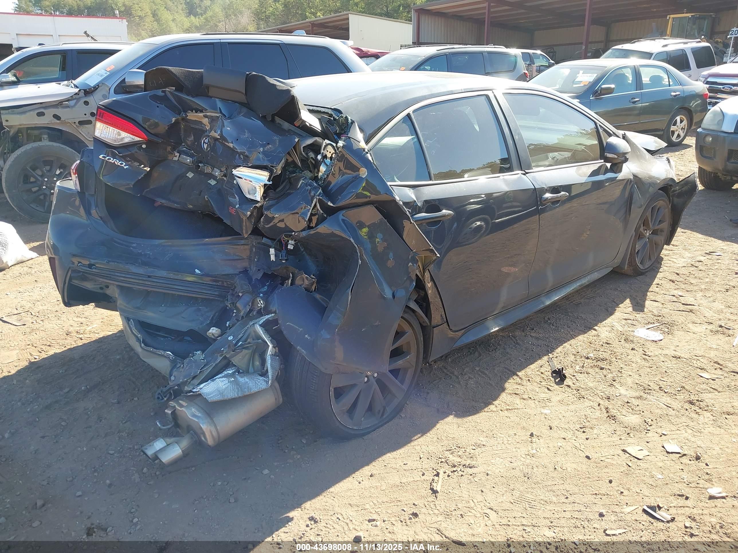 TOYOTA COROLLA image 4