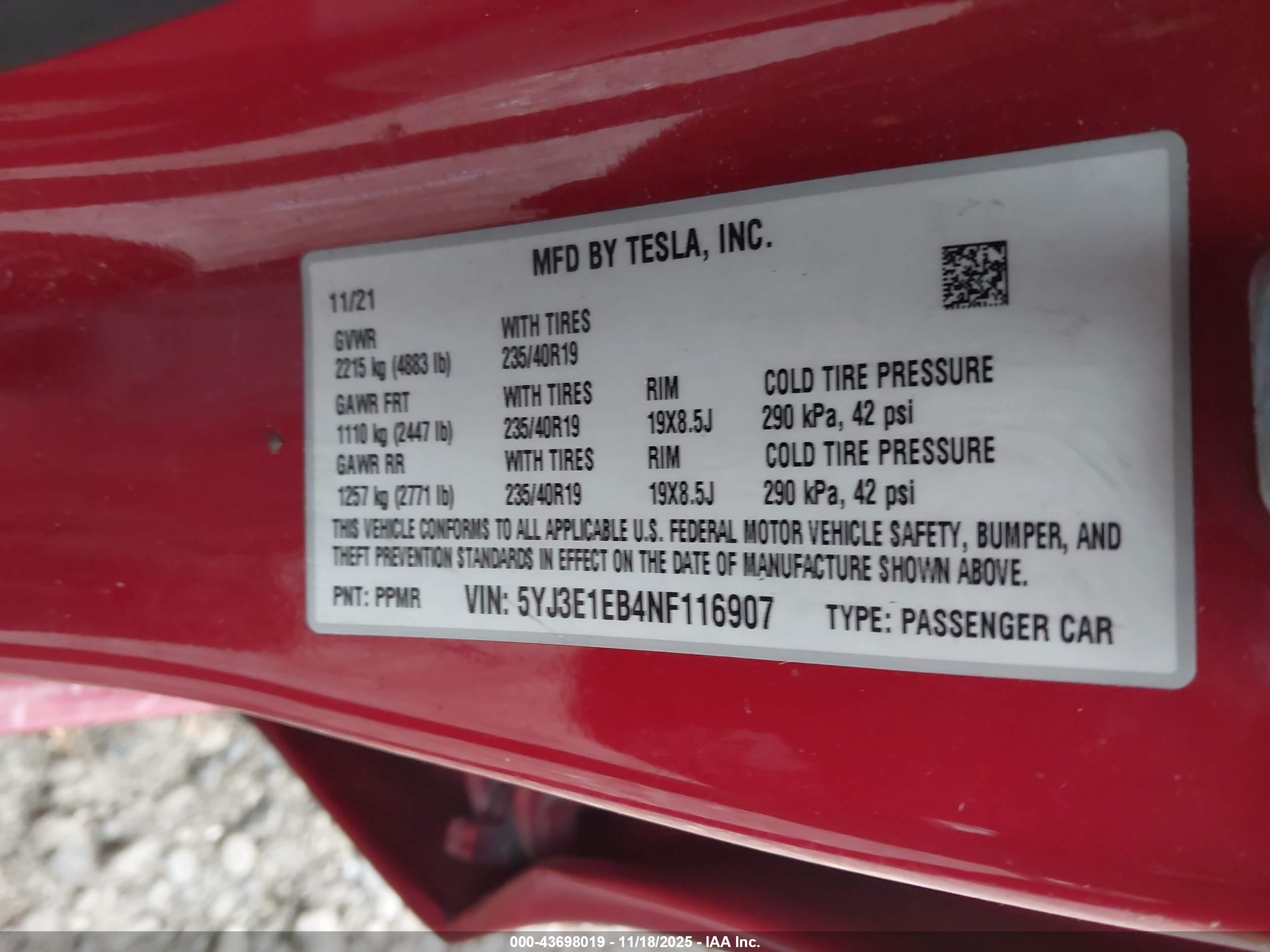 TESLA MODEL image 9