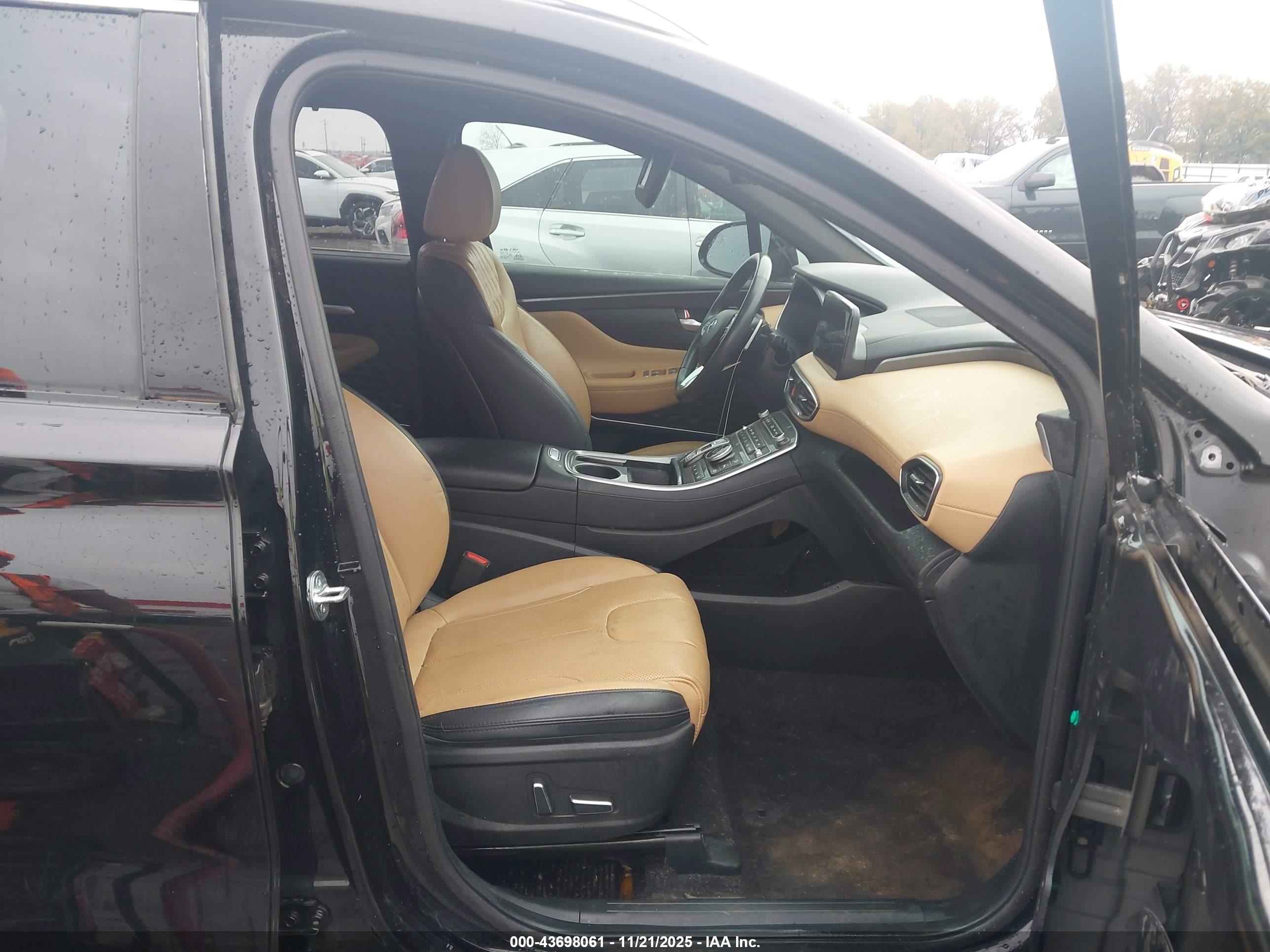 HYUNDAI SANTA image 5