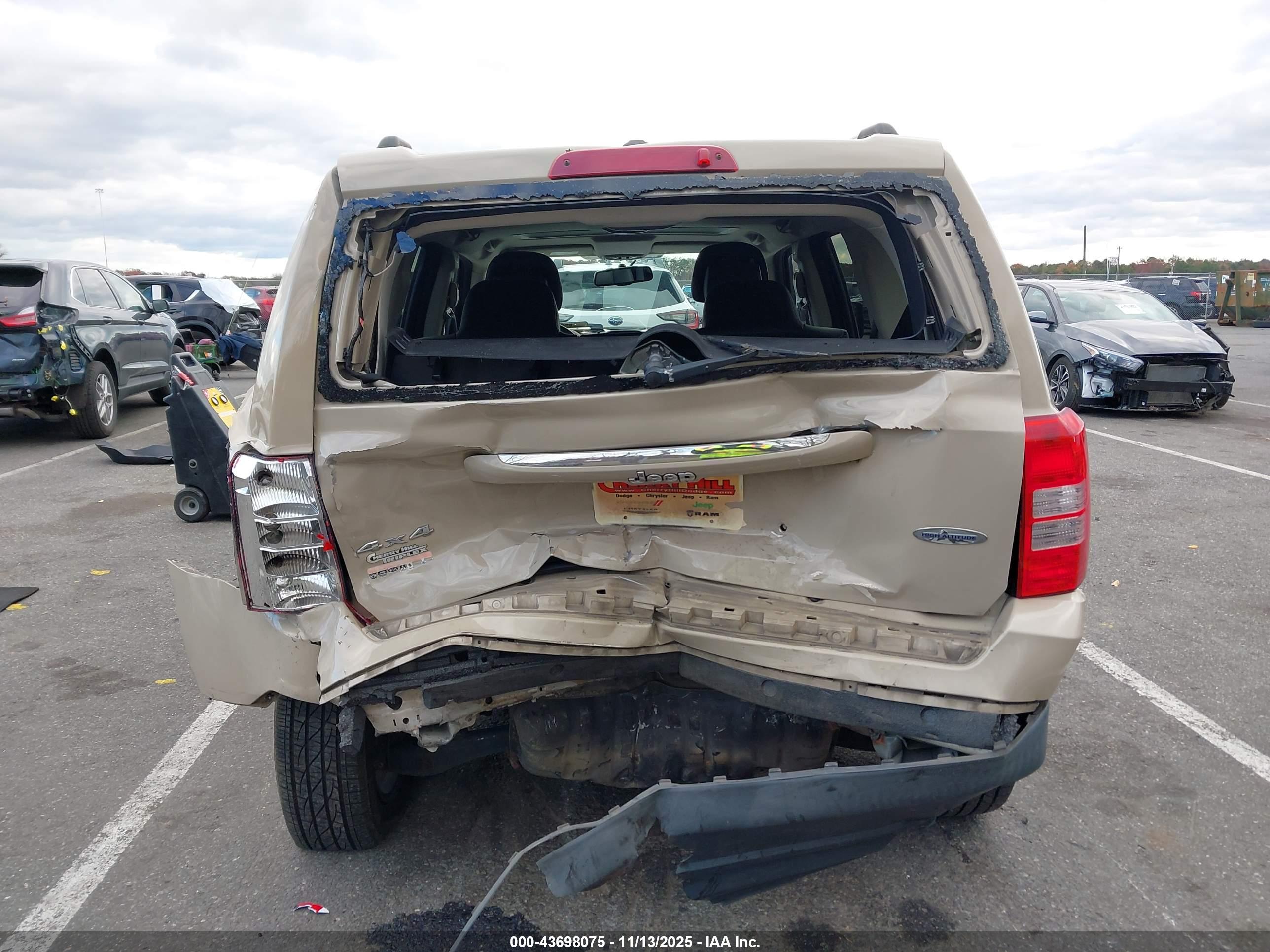 JEEP PATRIOT image 6