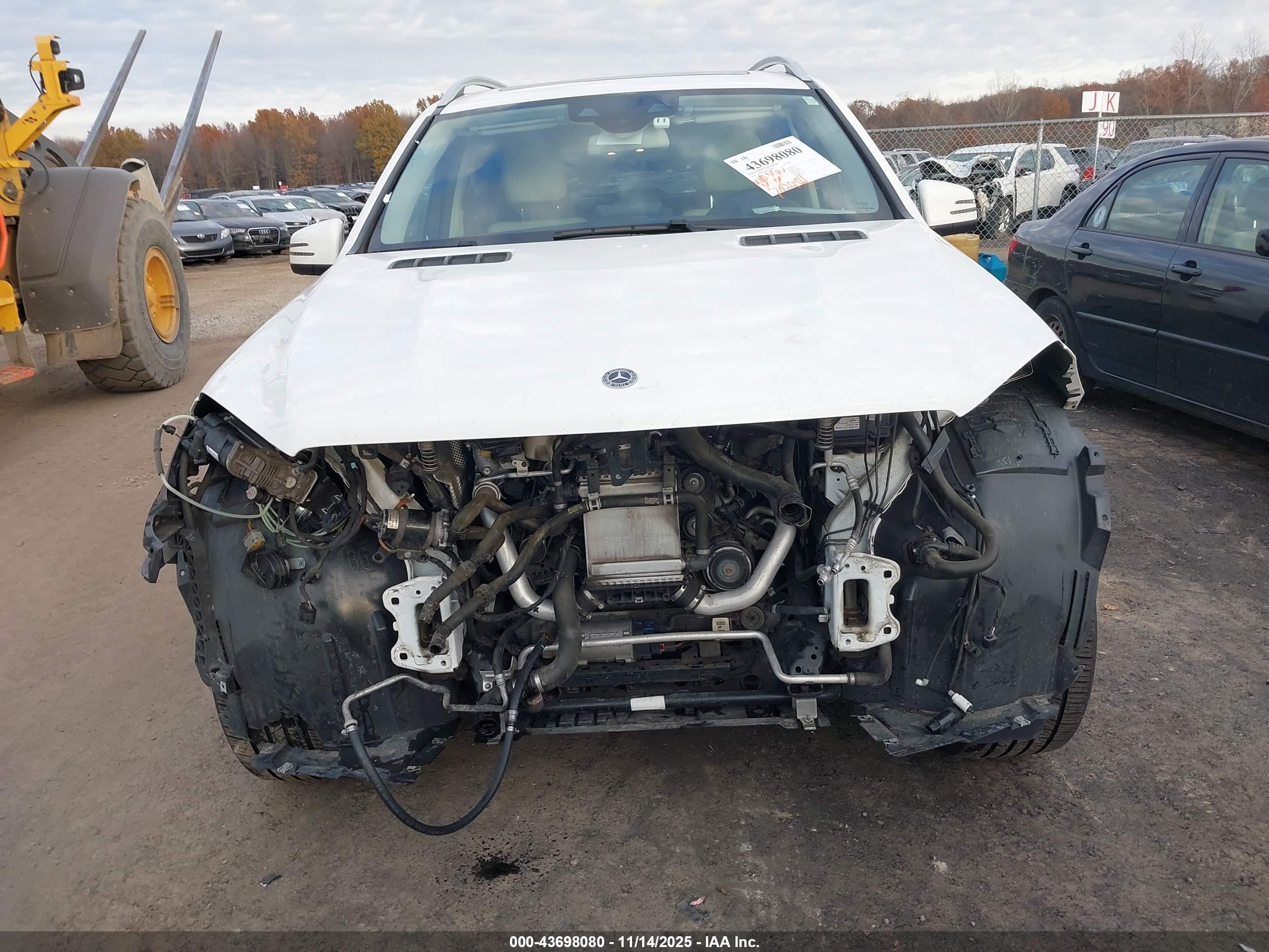 MERCEDES-BENZ GLS image 6