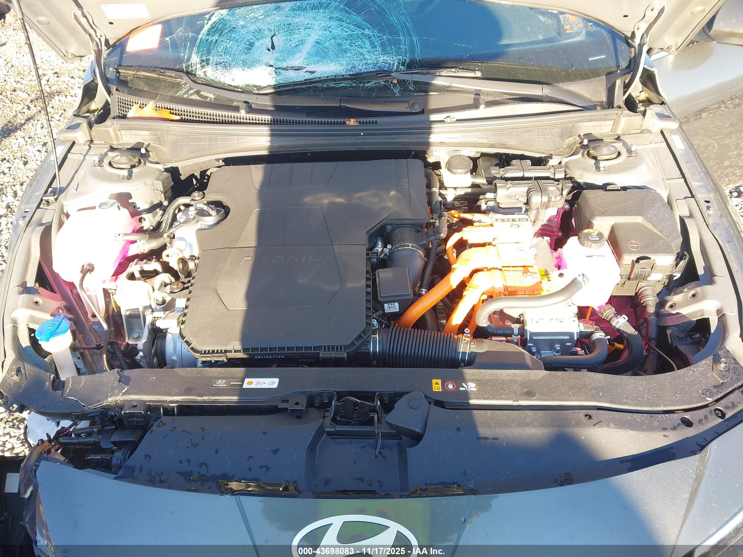 HYUNDAI ELANTRA image 10