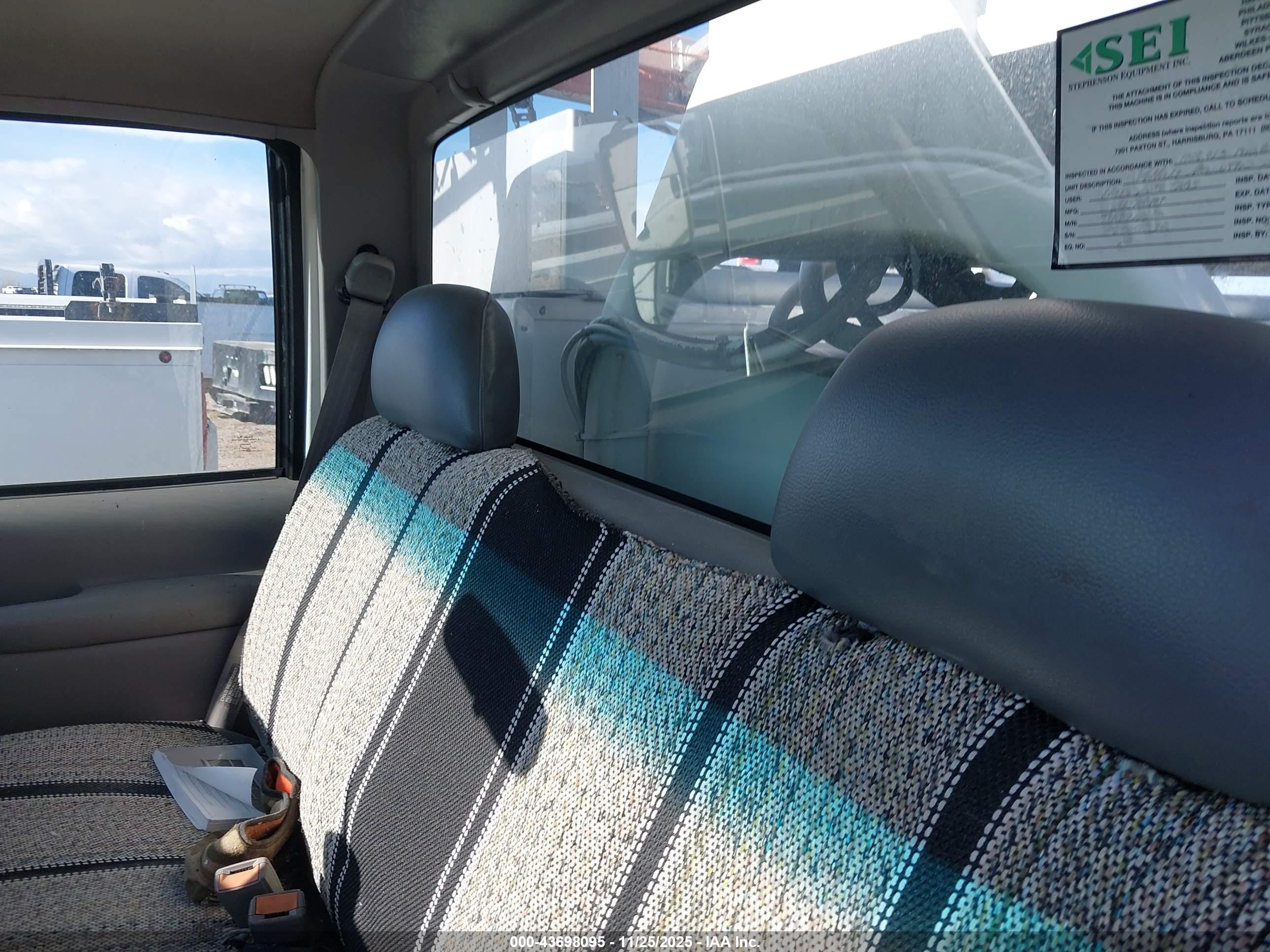 GMC SIERRA image 7