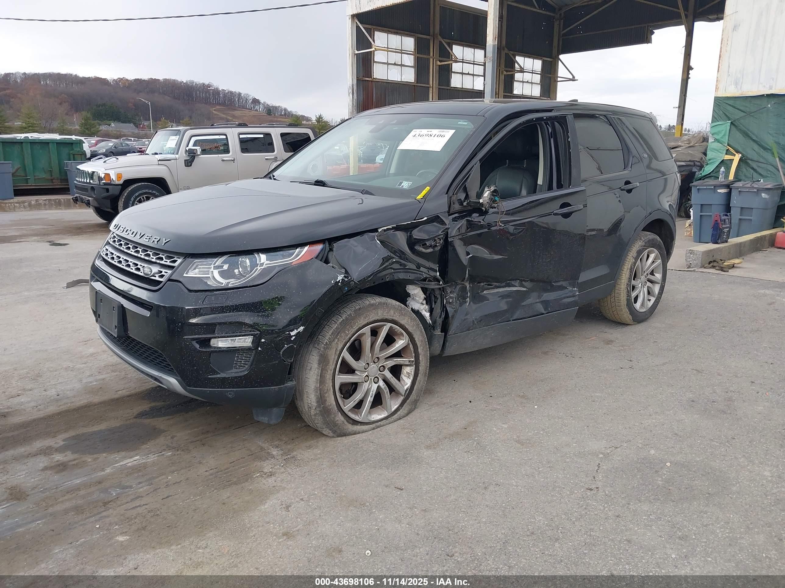 LAND ROVER image 2