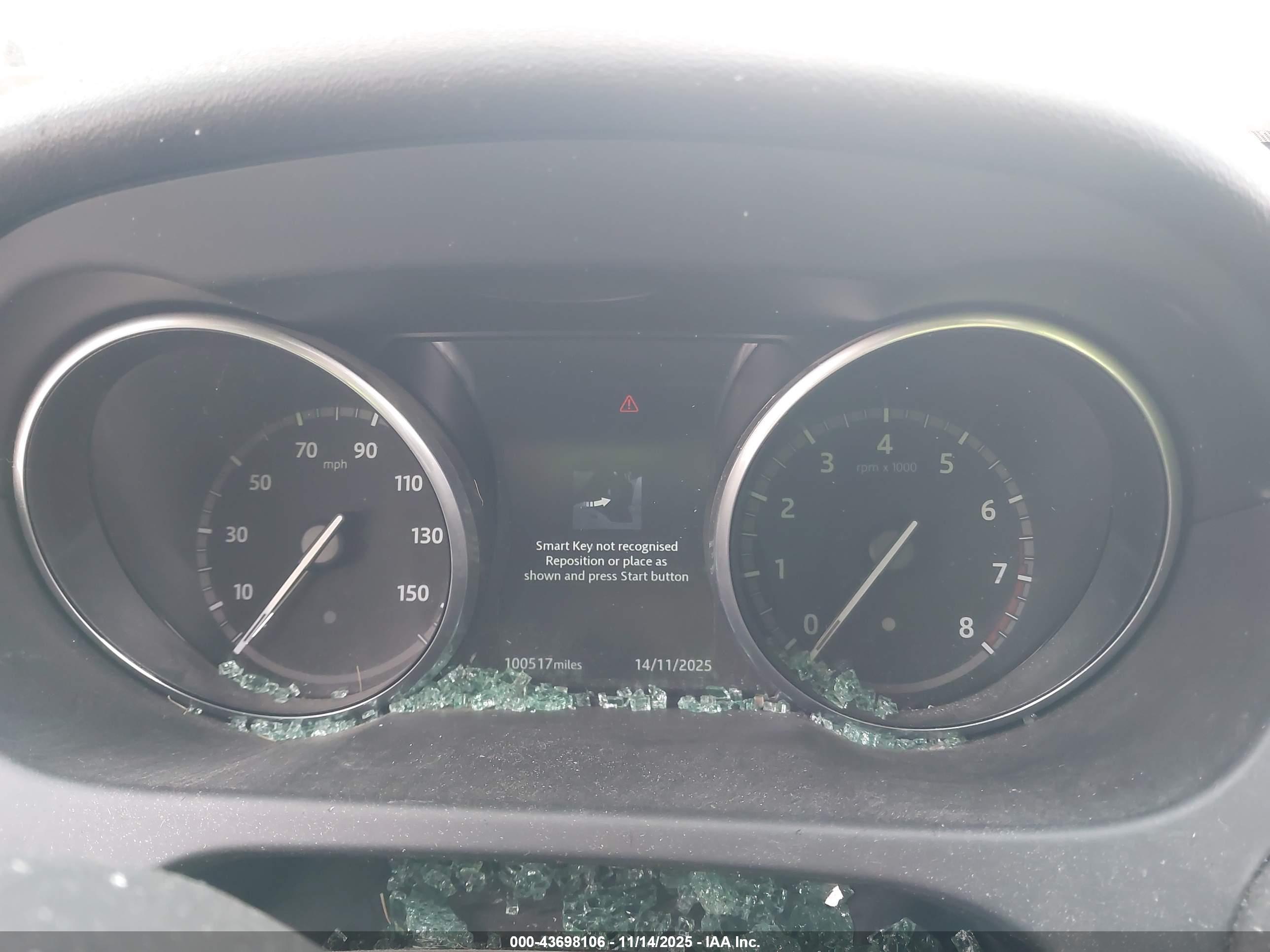 LAND ROVER image 7