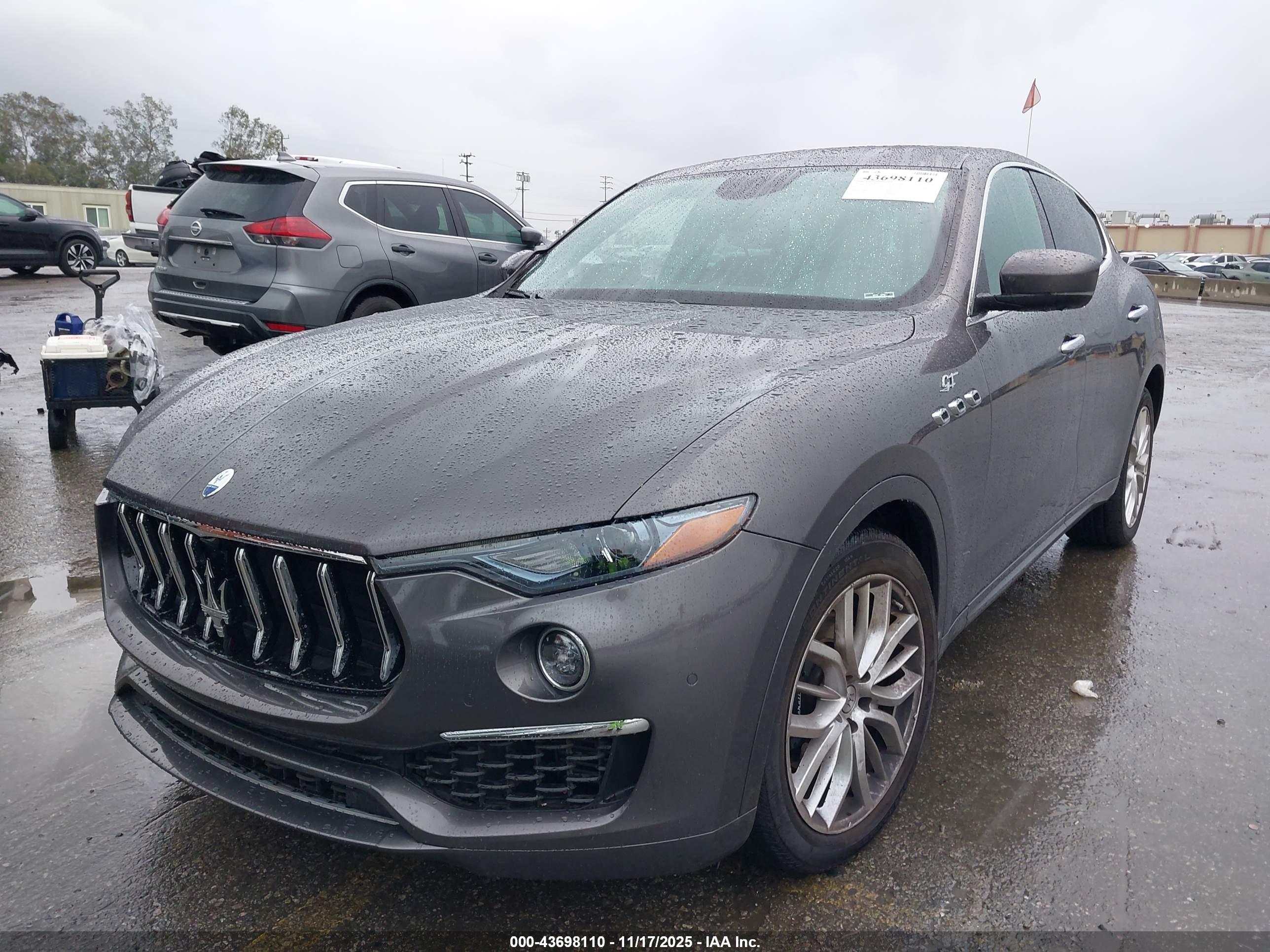 MASERATI LEVANTE image 2