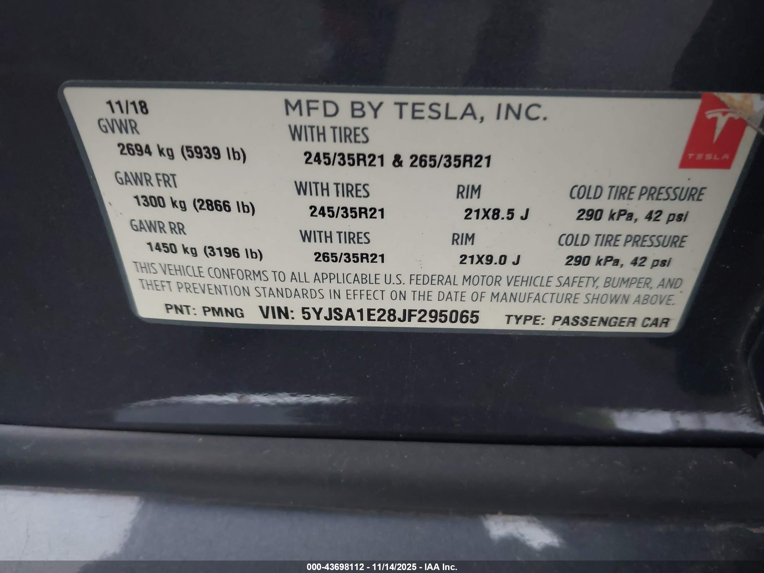 TESLA MODEL image 9
