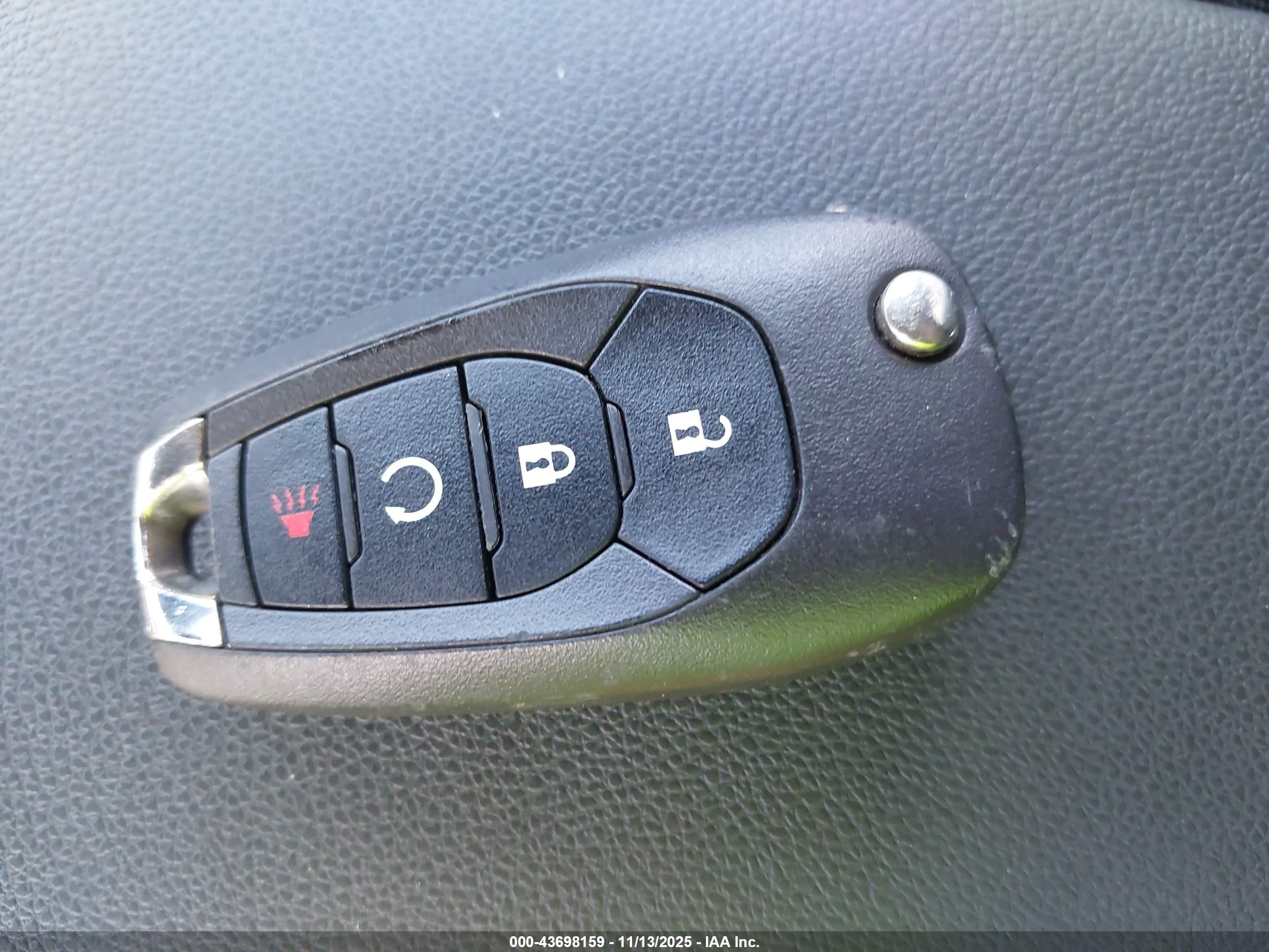 CHEVROLET TRAX image 11