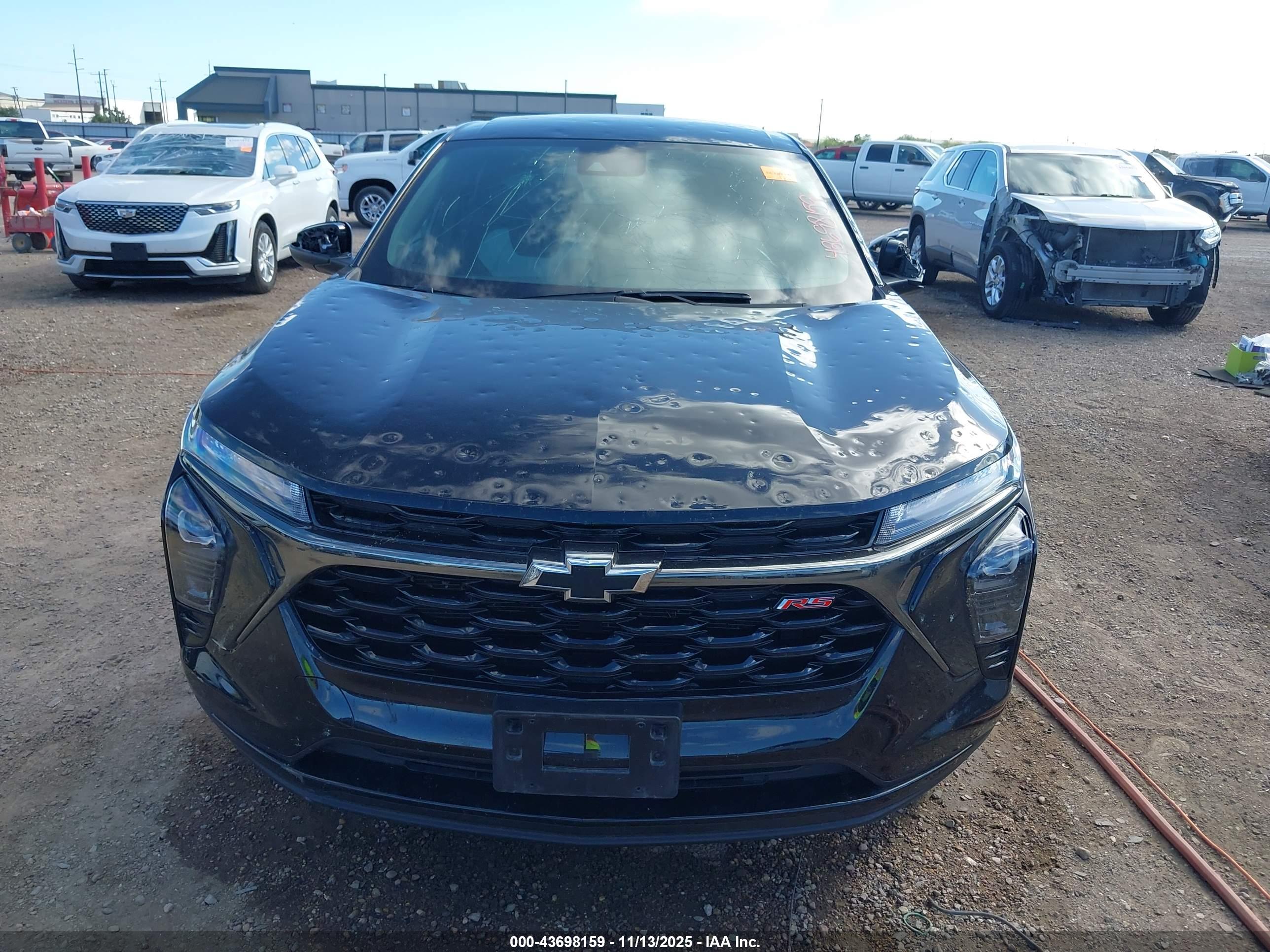 CHEVROLET TRAX image 6