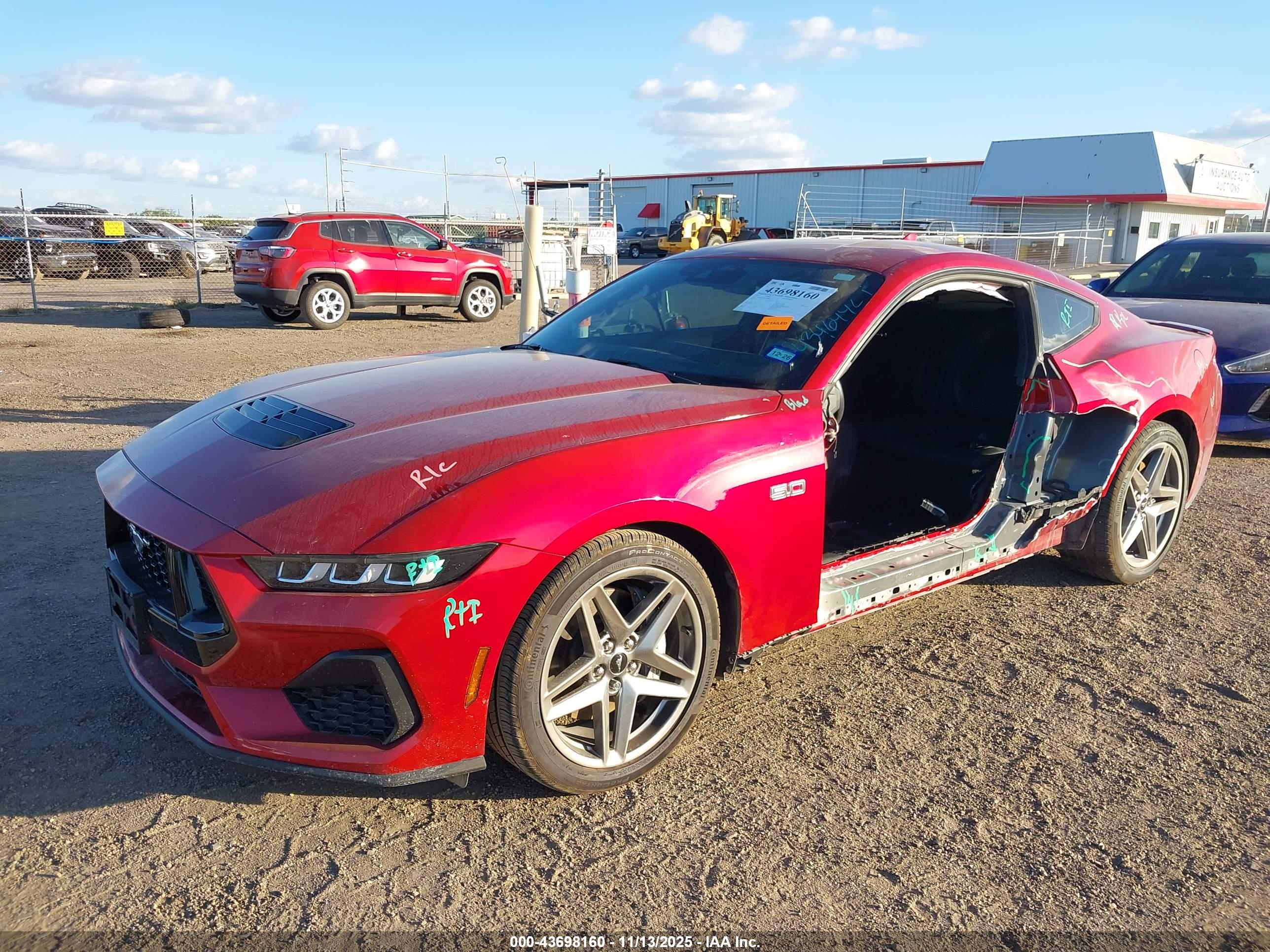 FORD MUSTANG image 6