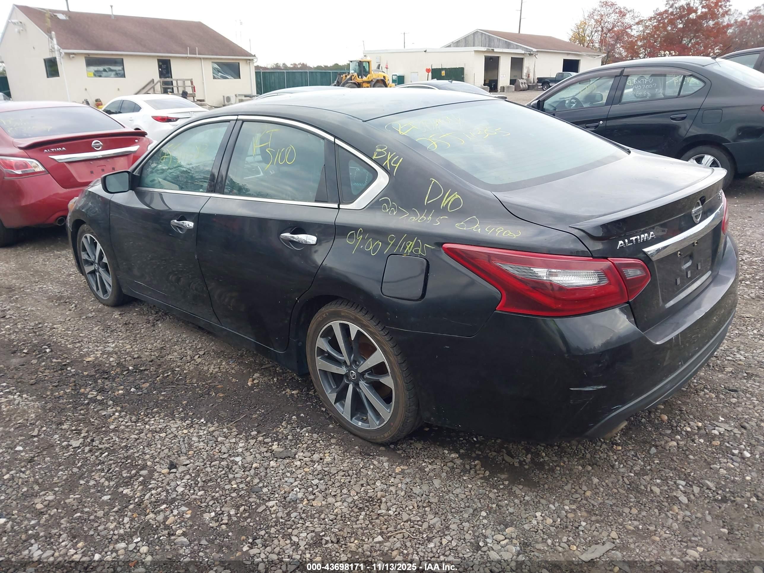 NISSAN ALTIMA image 3