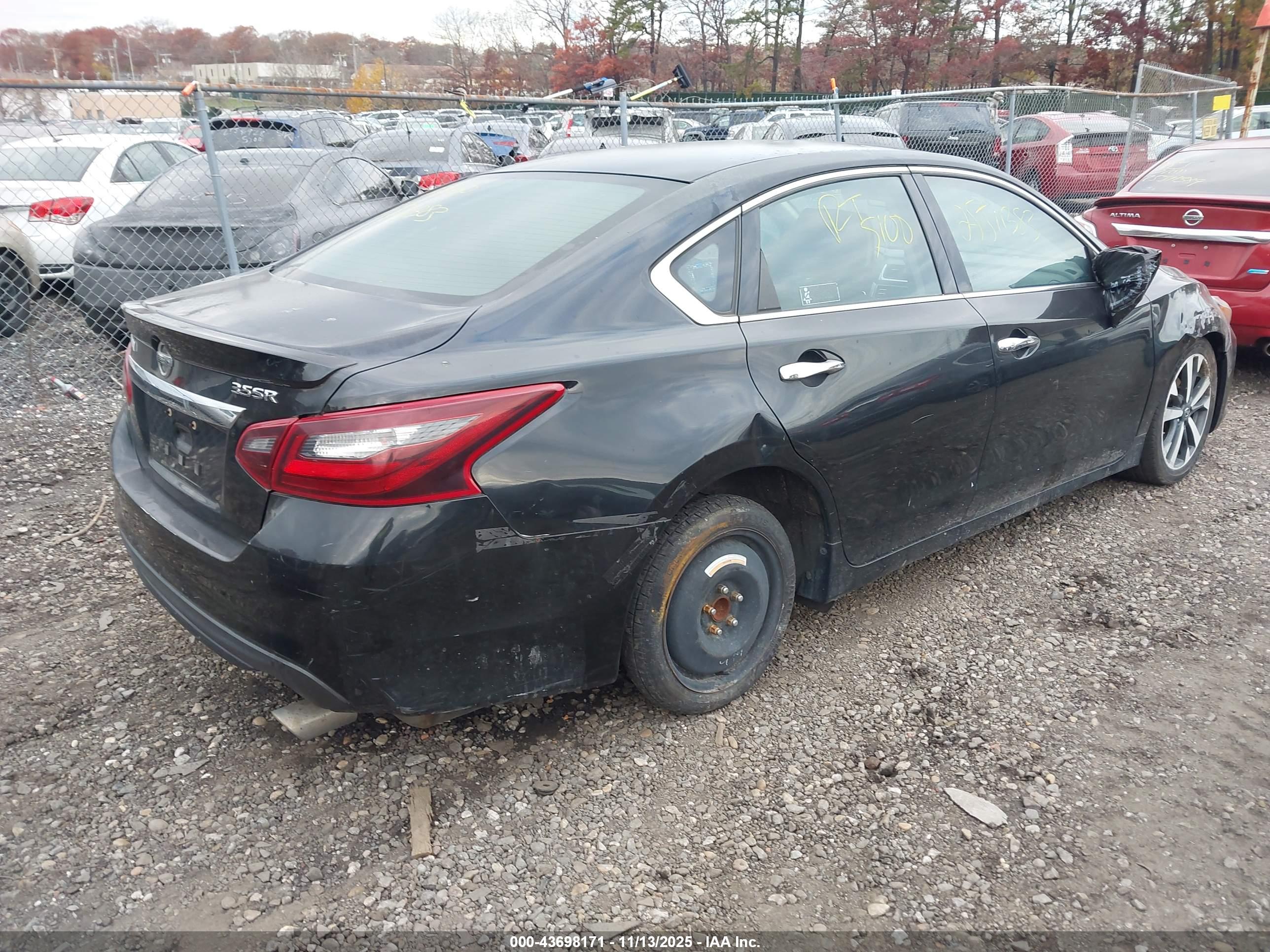 NISSAN ALTIMA image 4