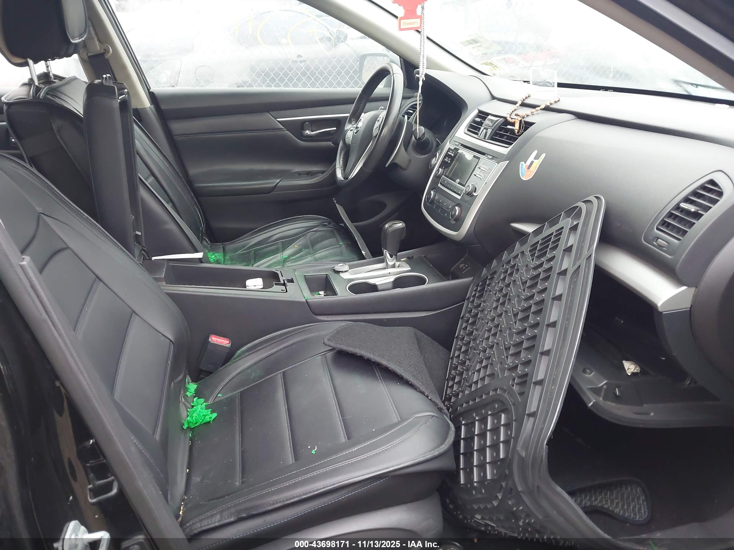 NISSAN ALTIMA image 5