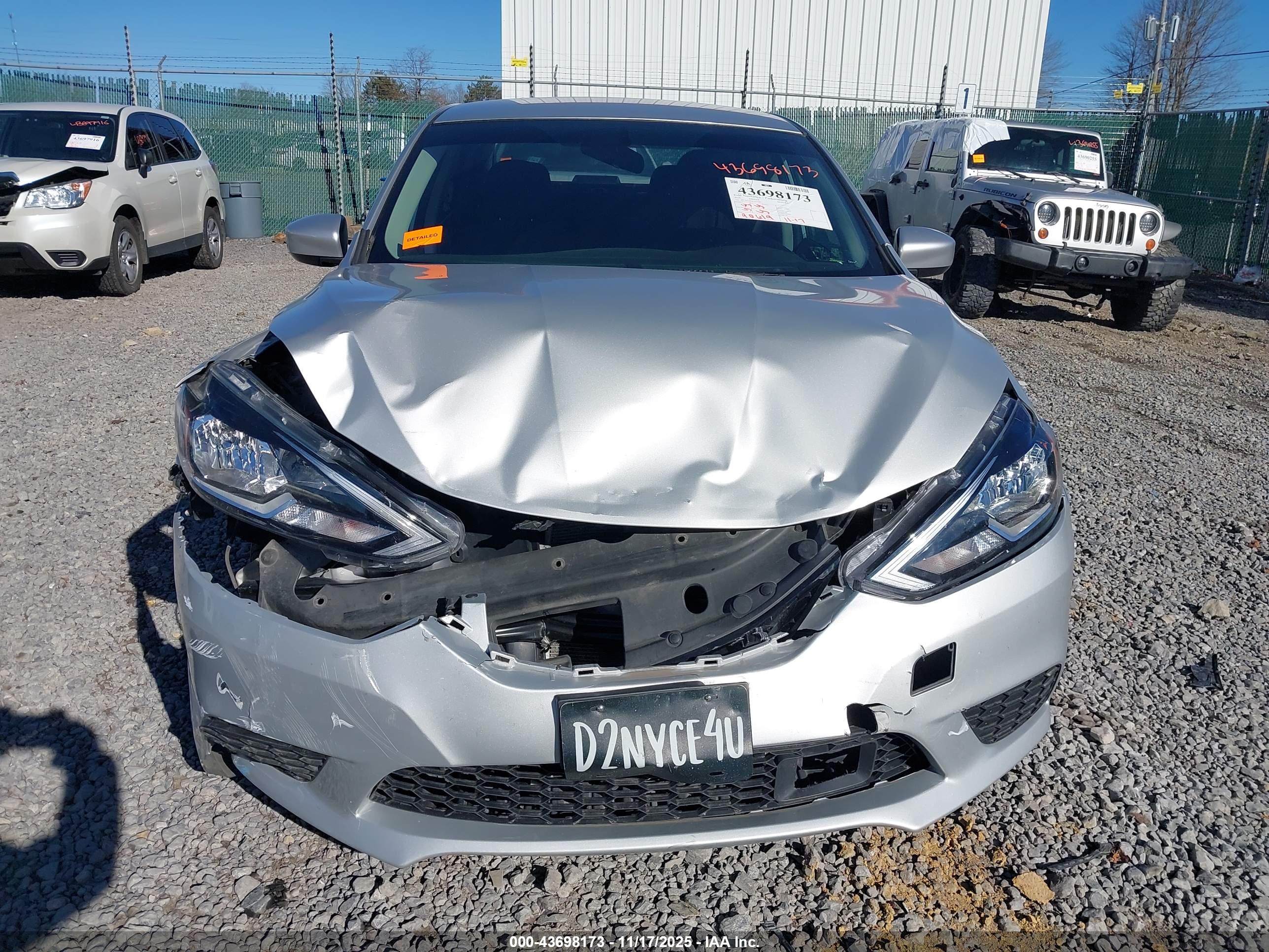 NISSAN SENTRA image 6