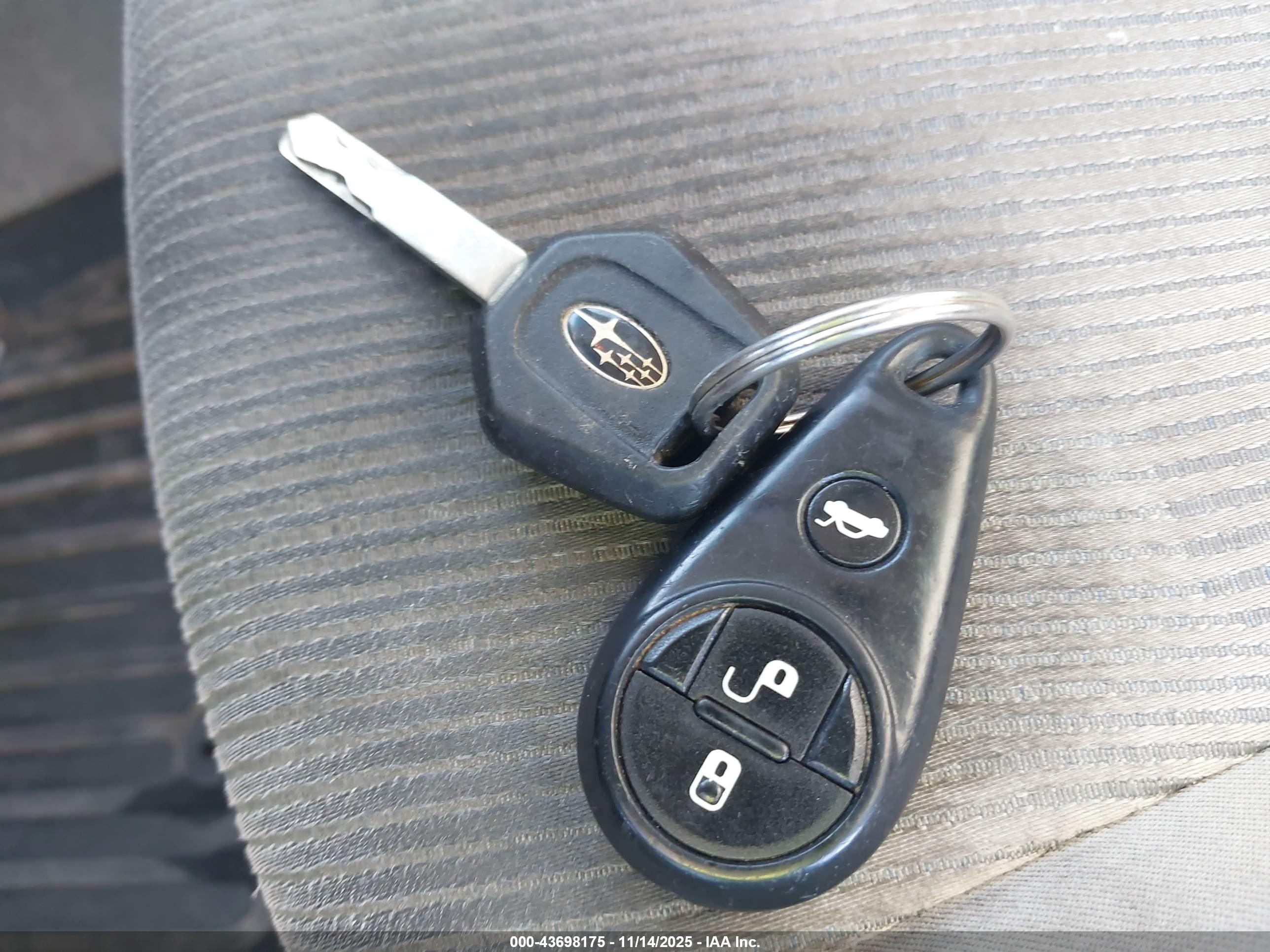 SUBARU FORESTER image 11