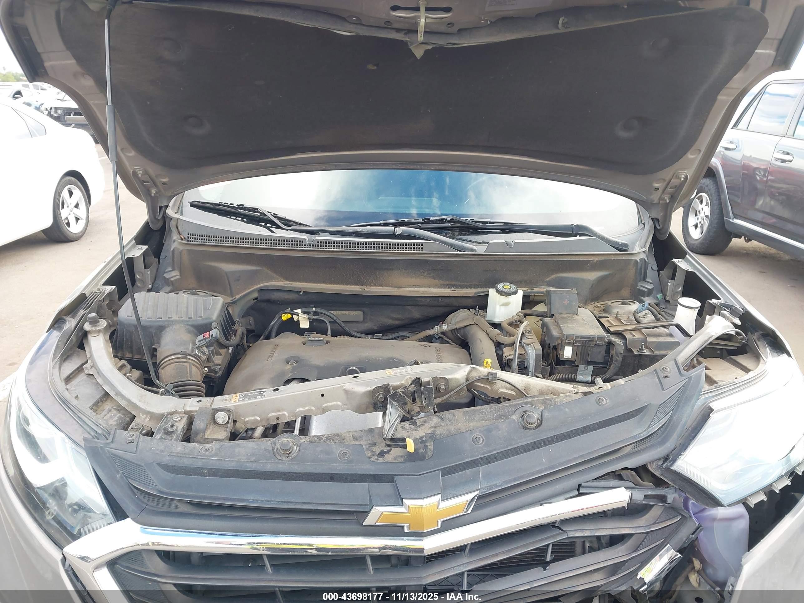 CHEVROLET EQUINOX image 10