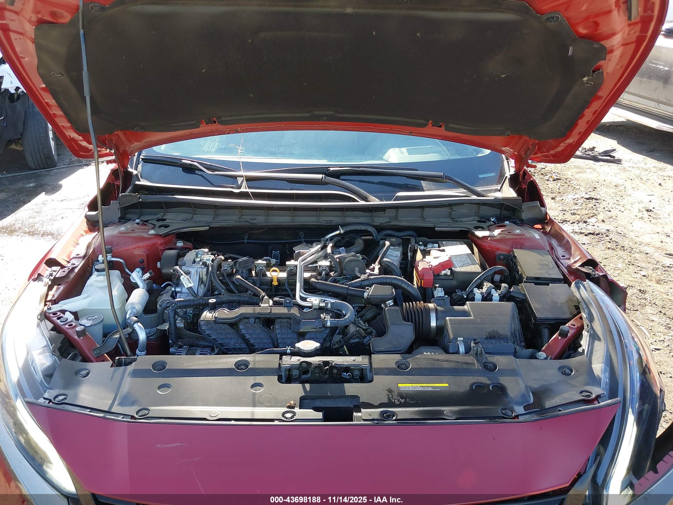 NISSAN ALTIMA image 10