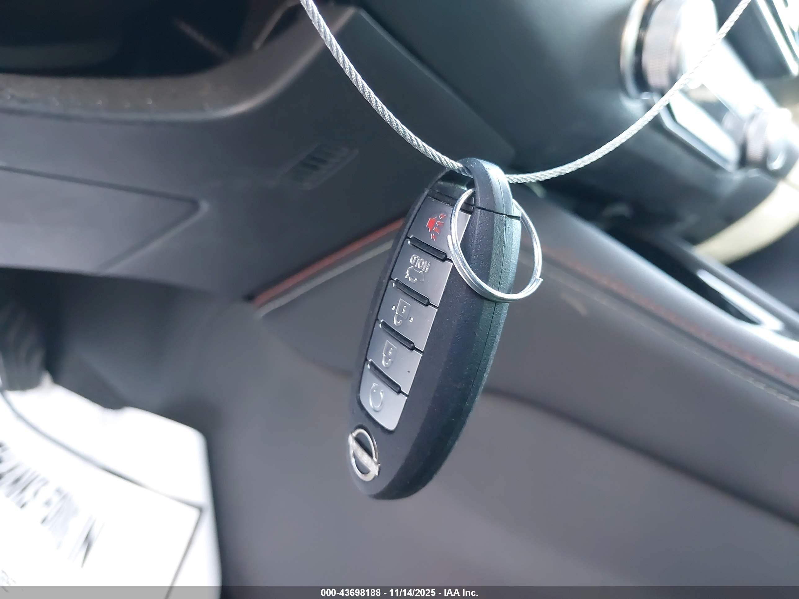 NISSAN ALTIMA image 11