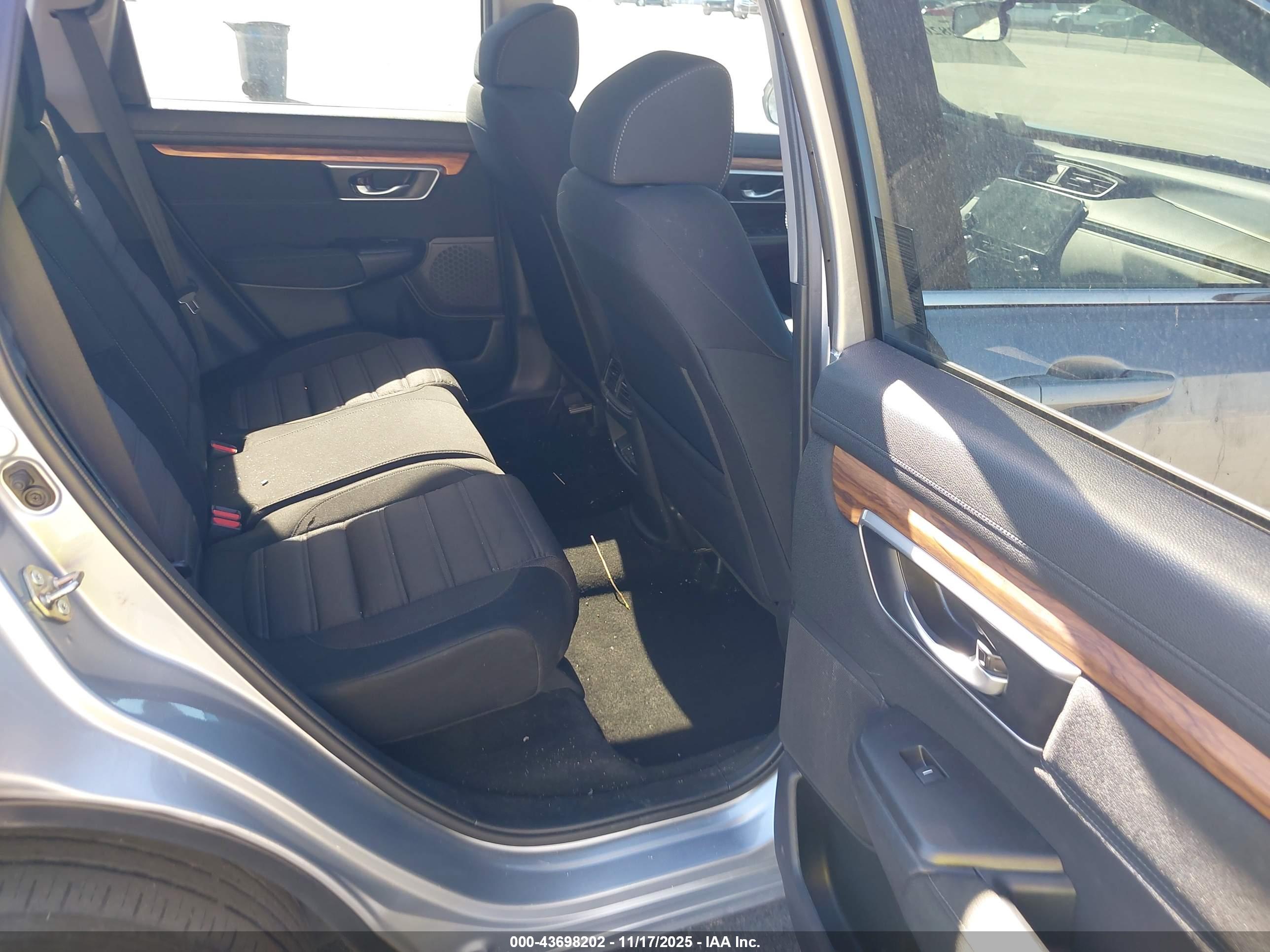 HONDA CR-V image 8