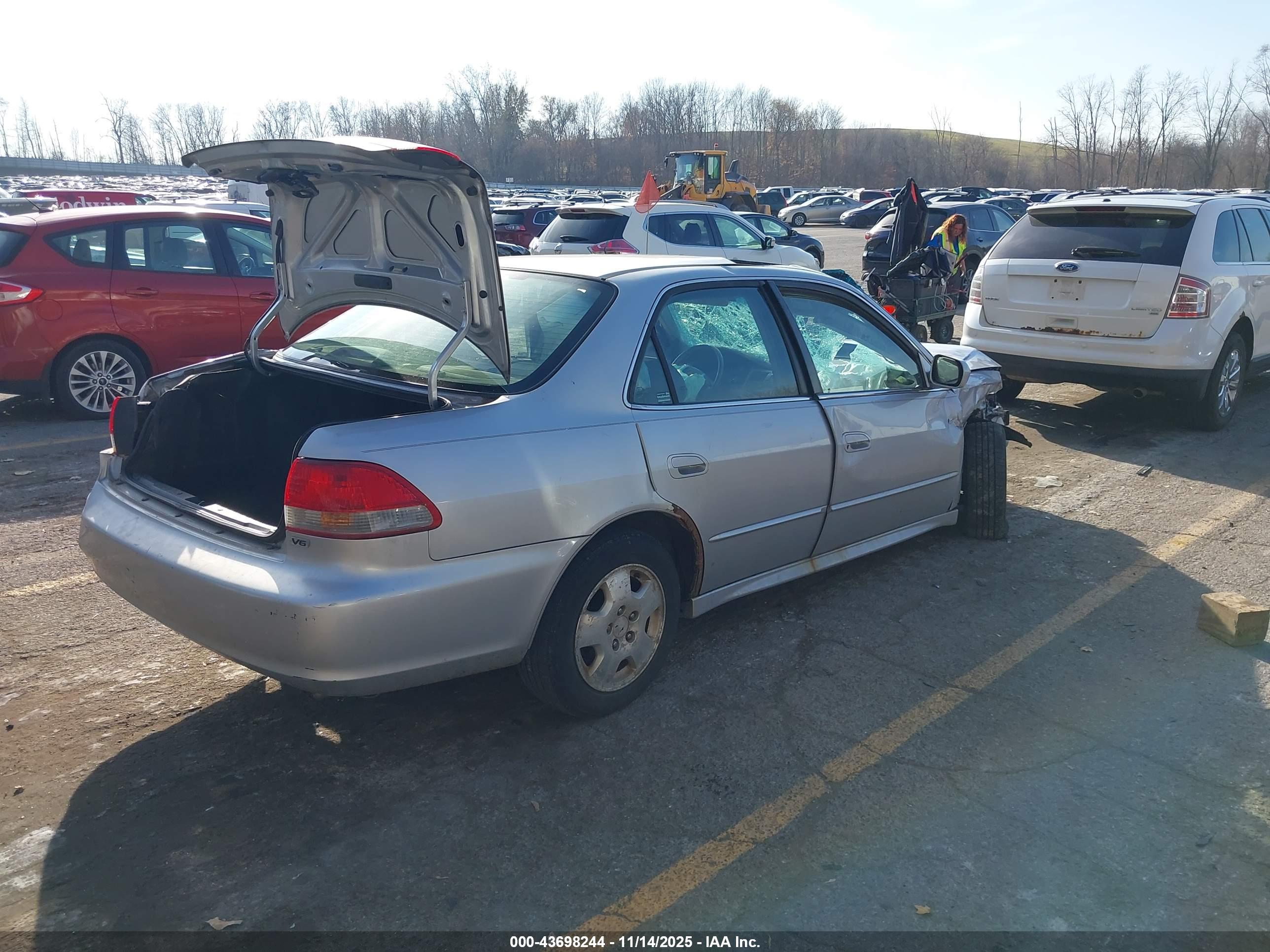 HONDA ACCORD image 4