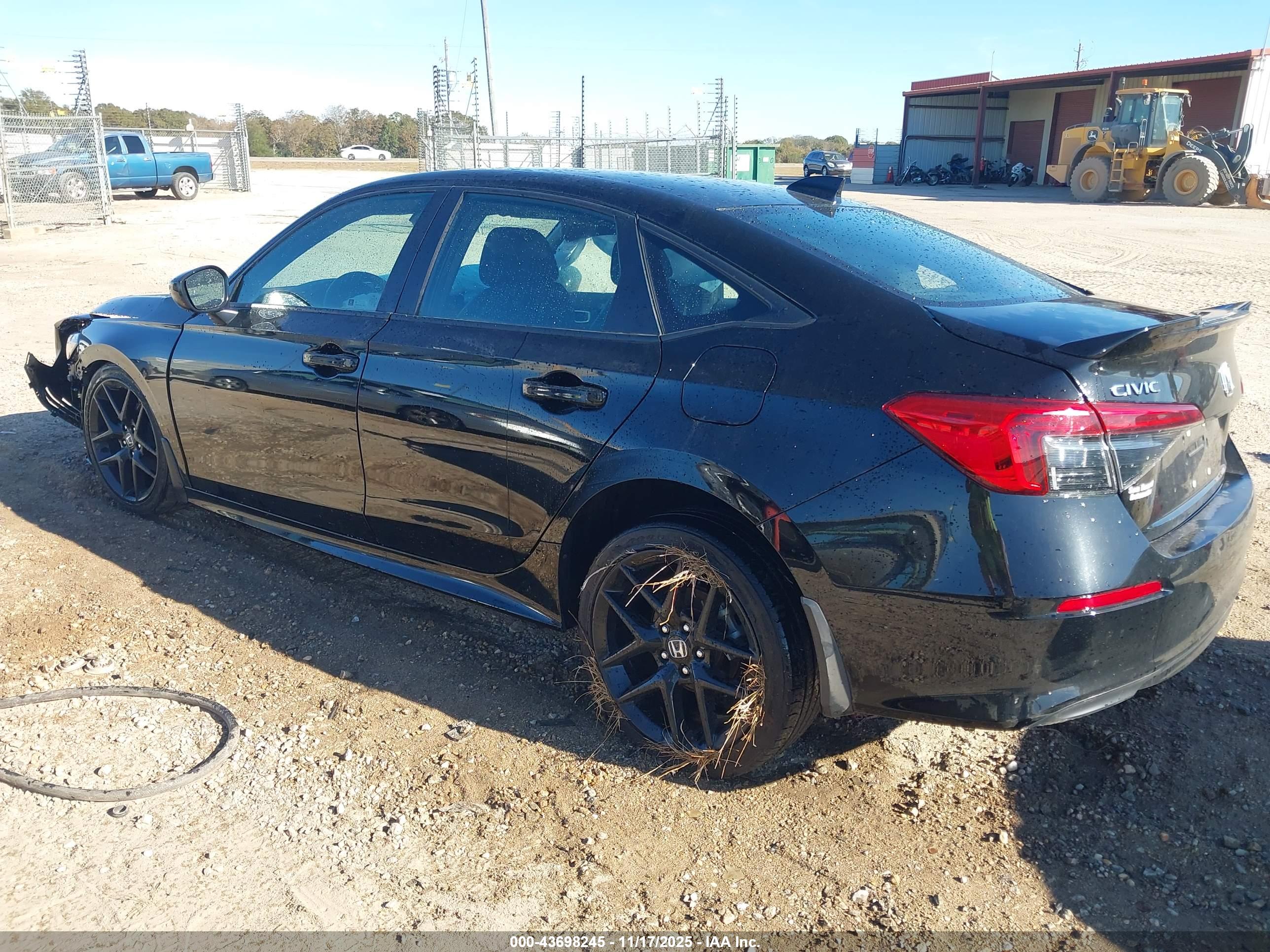 HONDA CIVIC image 3