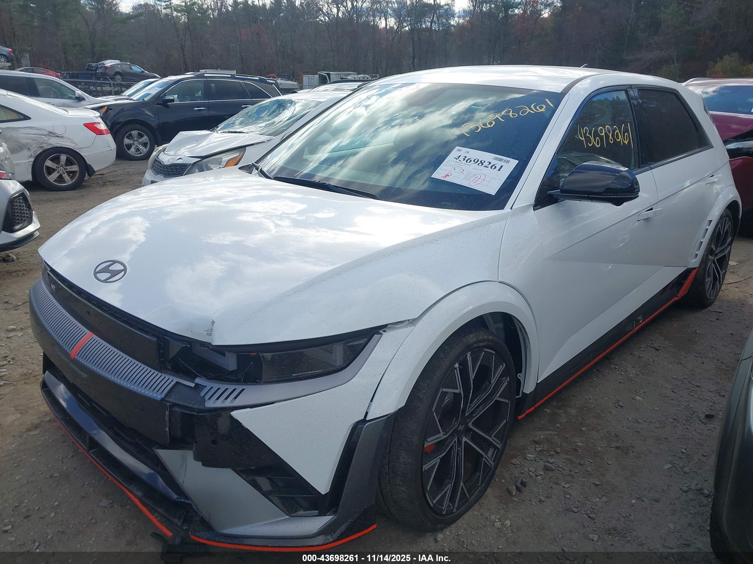 HYUNDAI IONIQ image 2