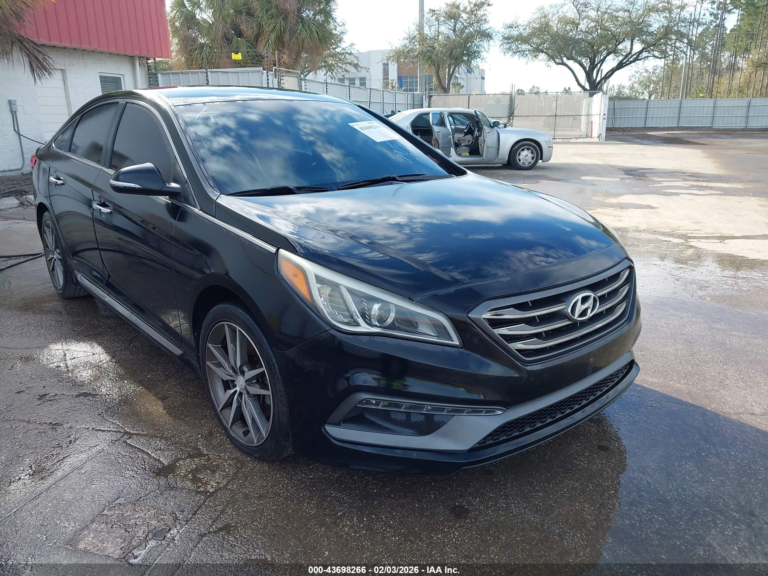 HYUNDAI SONATA image 6