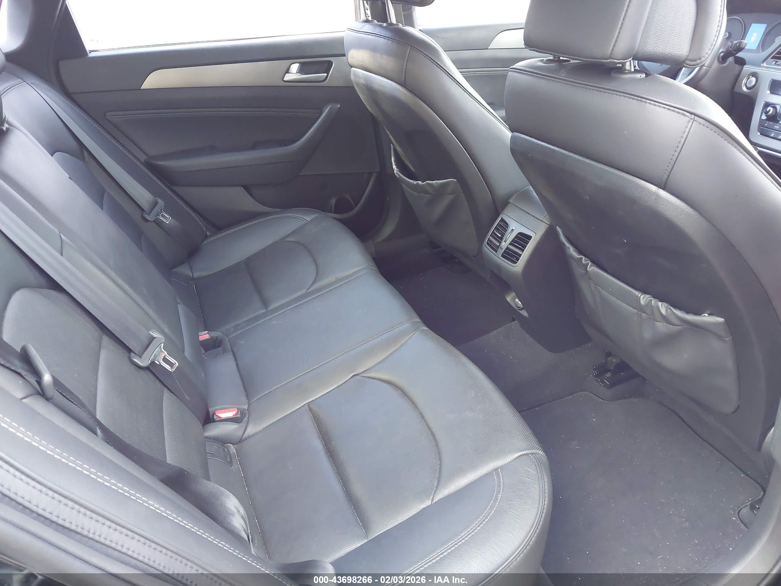 HYUNDAI SONATA image 8