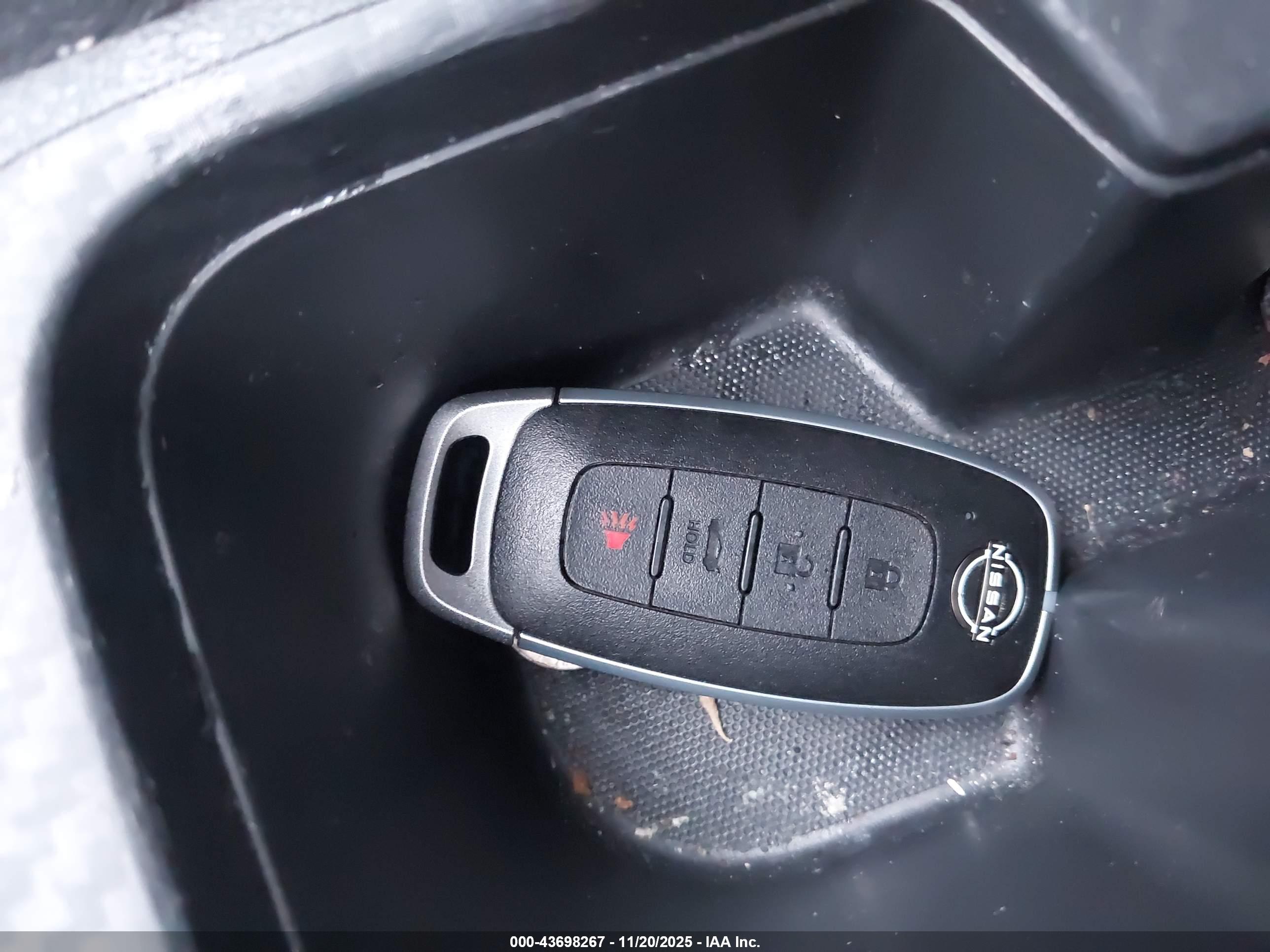 NISSAN SENTRA image 11