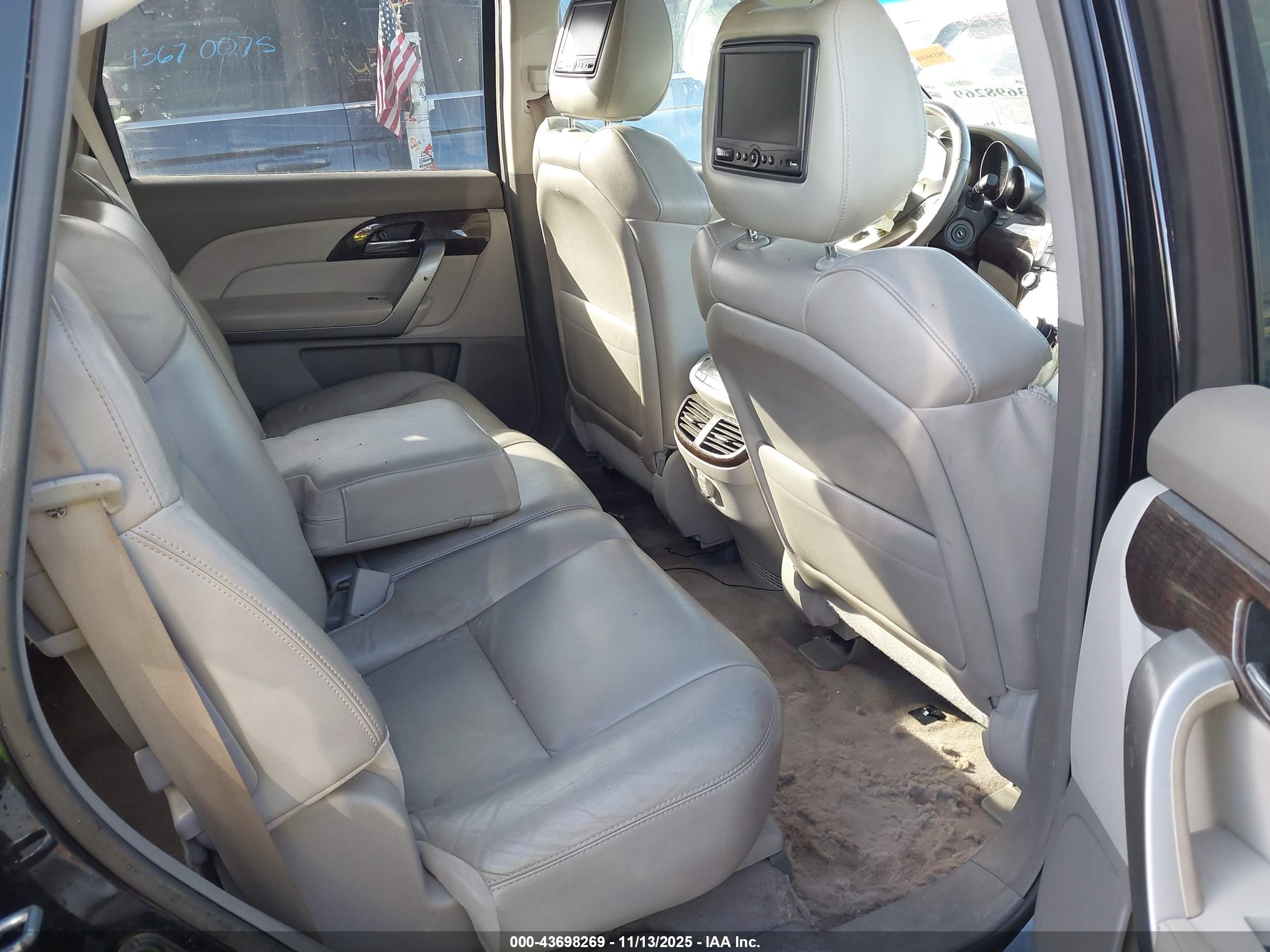 ACURA MDX image 8