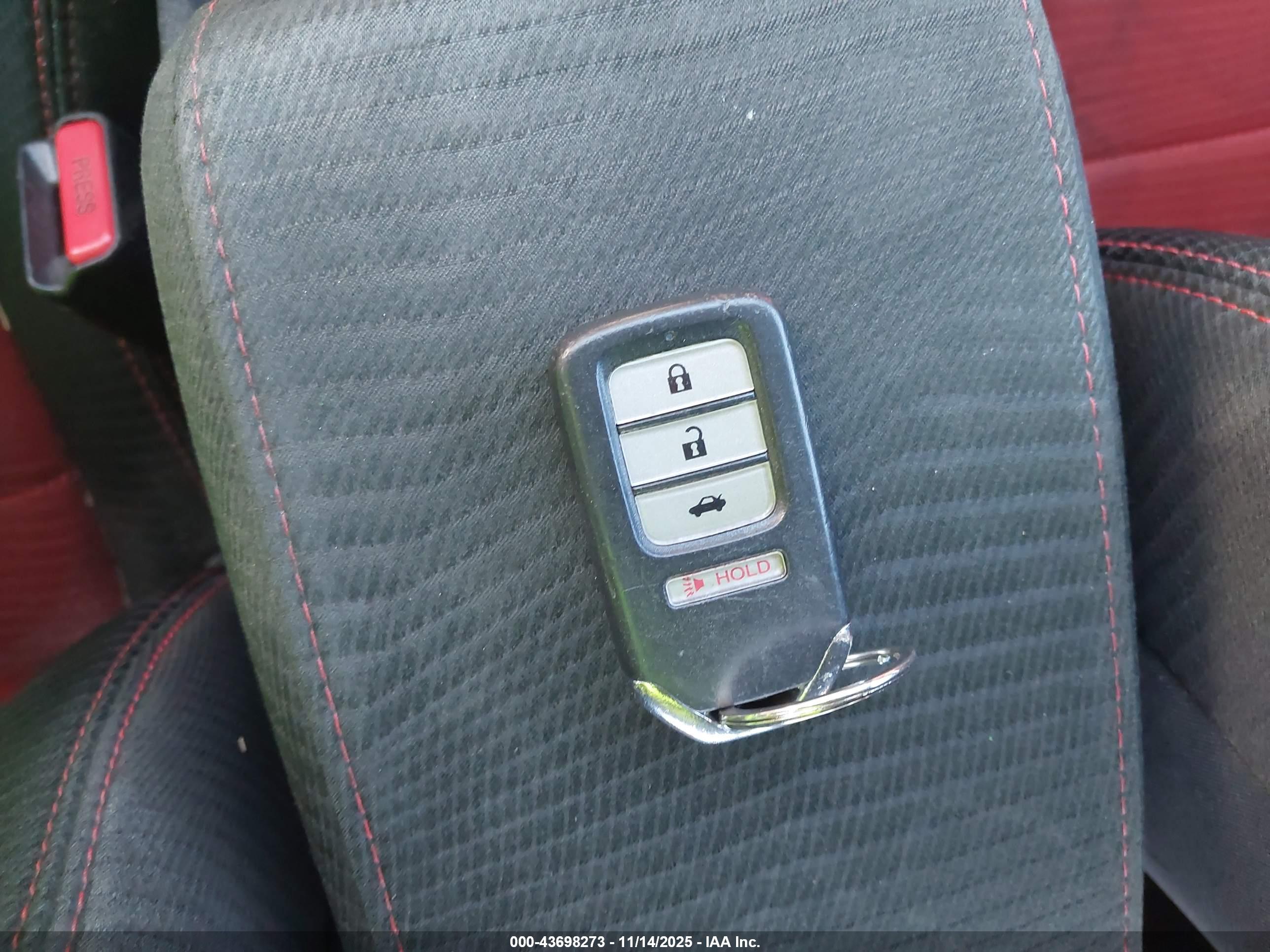 HONDA CIVIC image 11