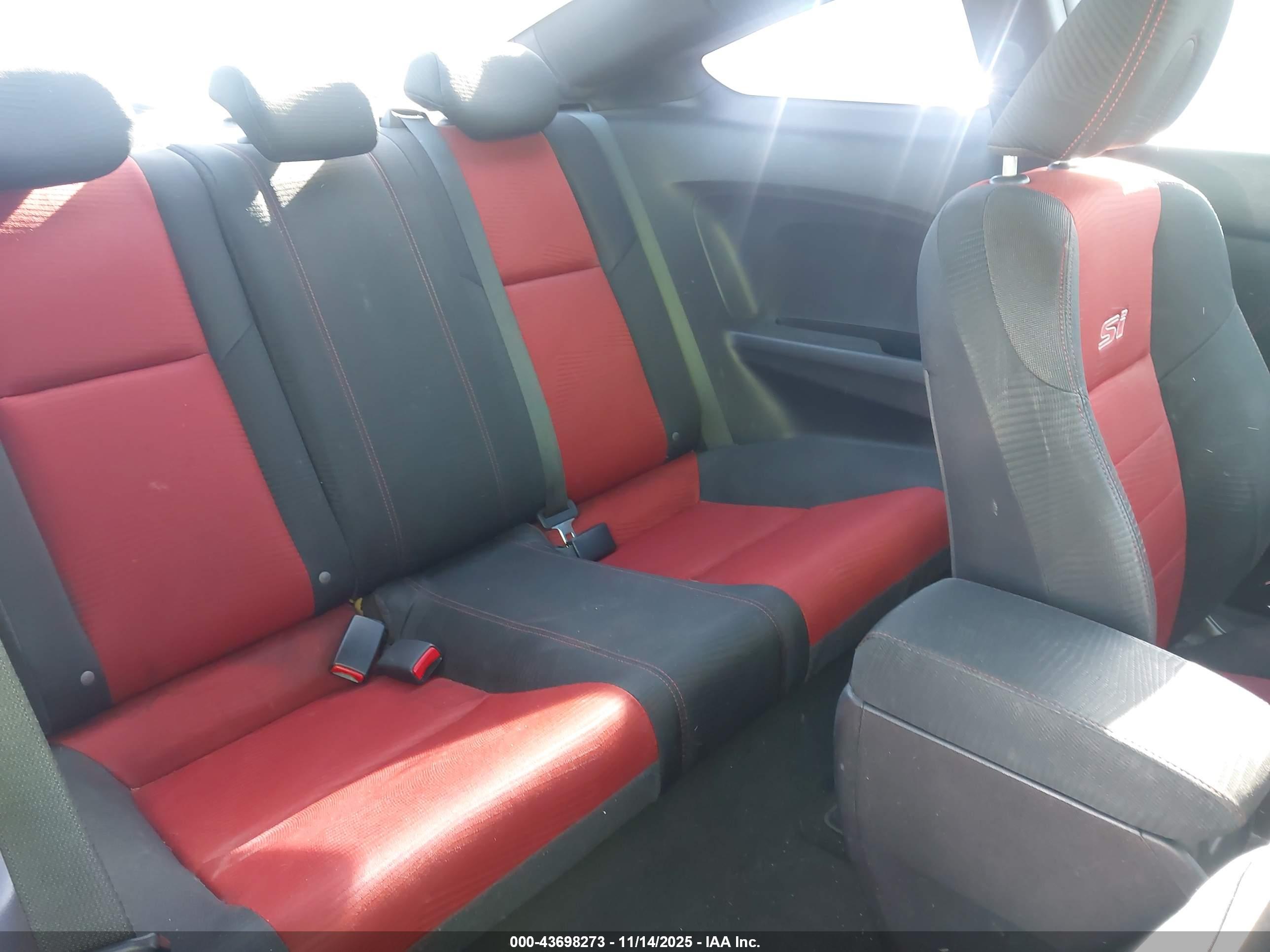 HONDA CIVIC image 8