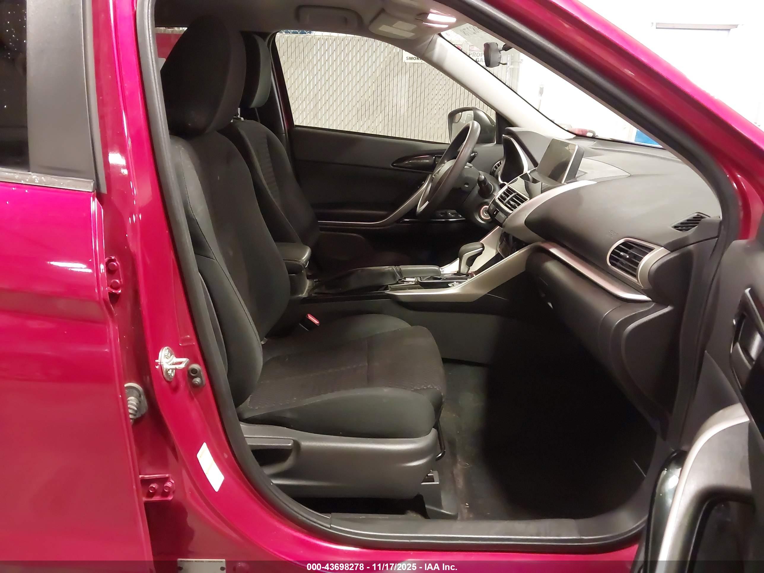 MITSUBISHI ECLIPSE image 5