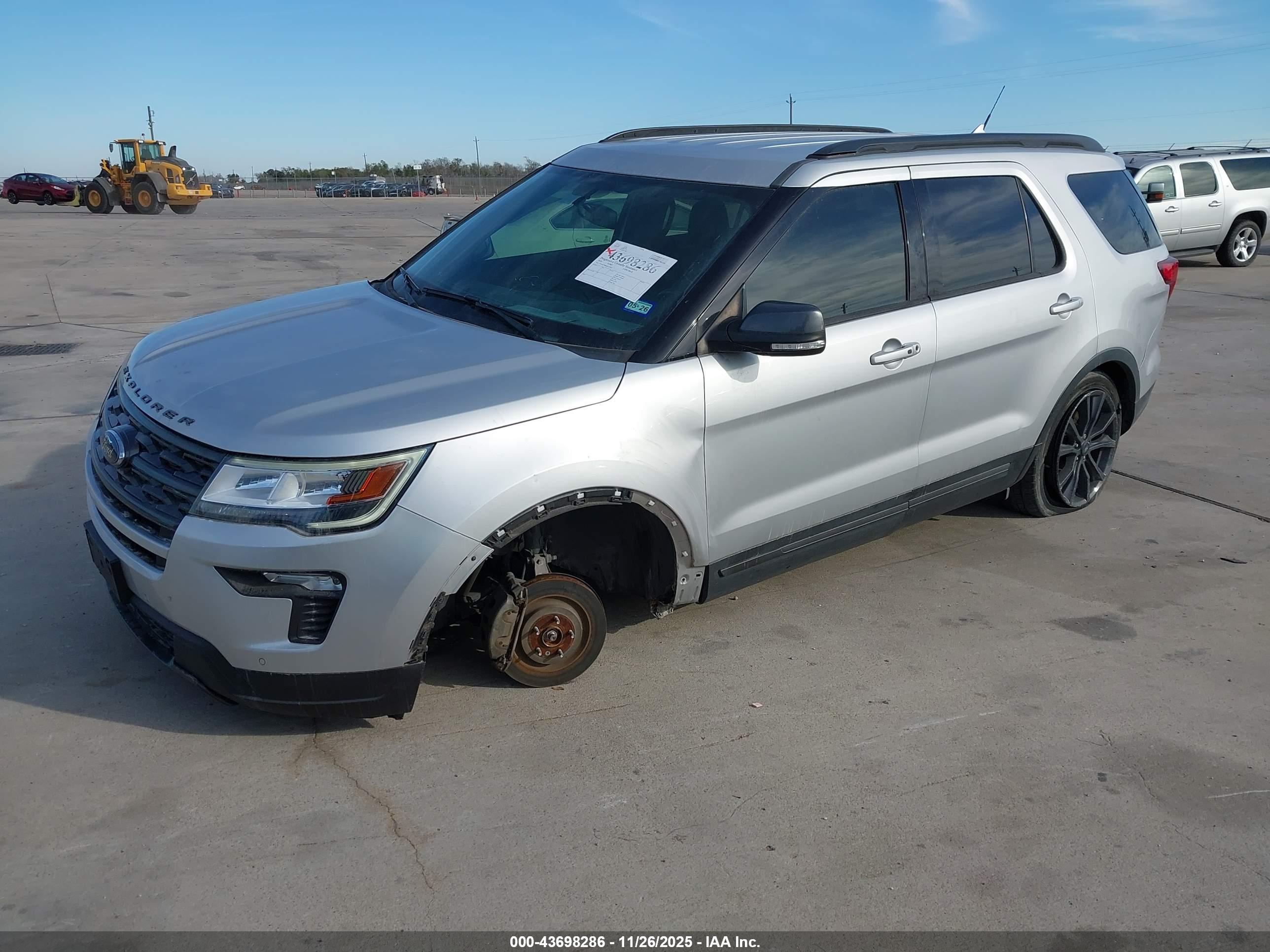 FORD EXPLORER image 2