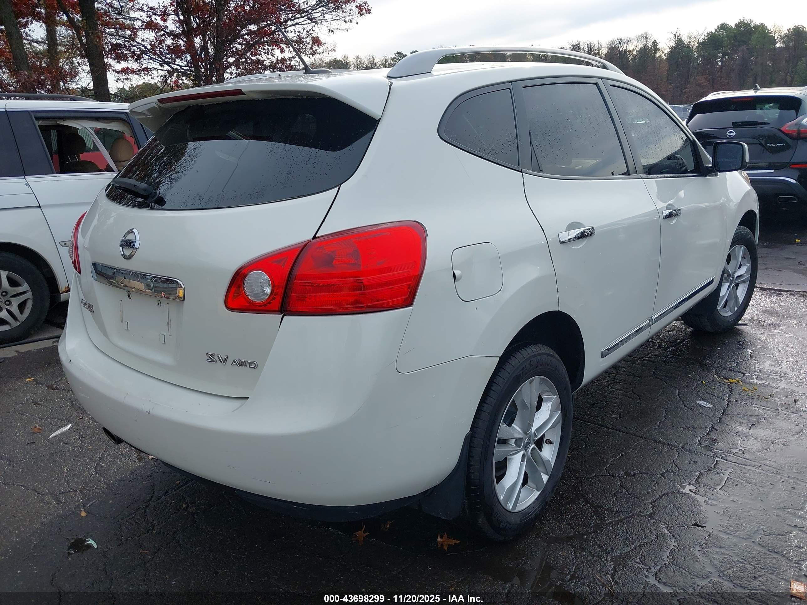 NISSAN ROGUE image 4