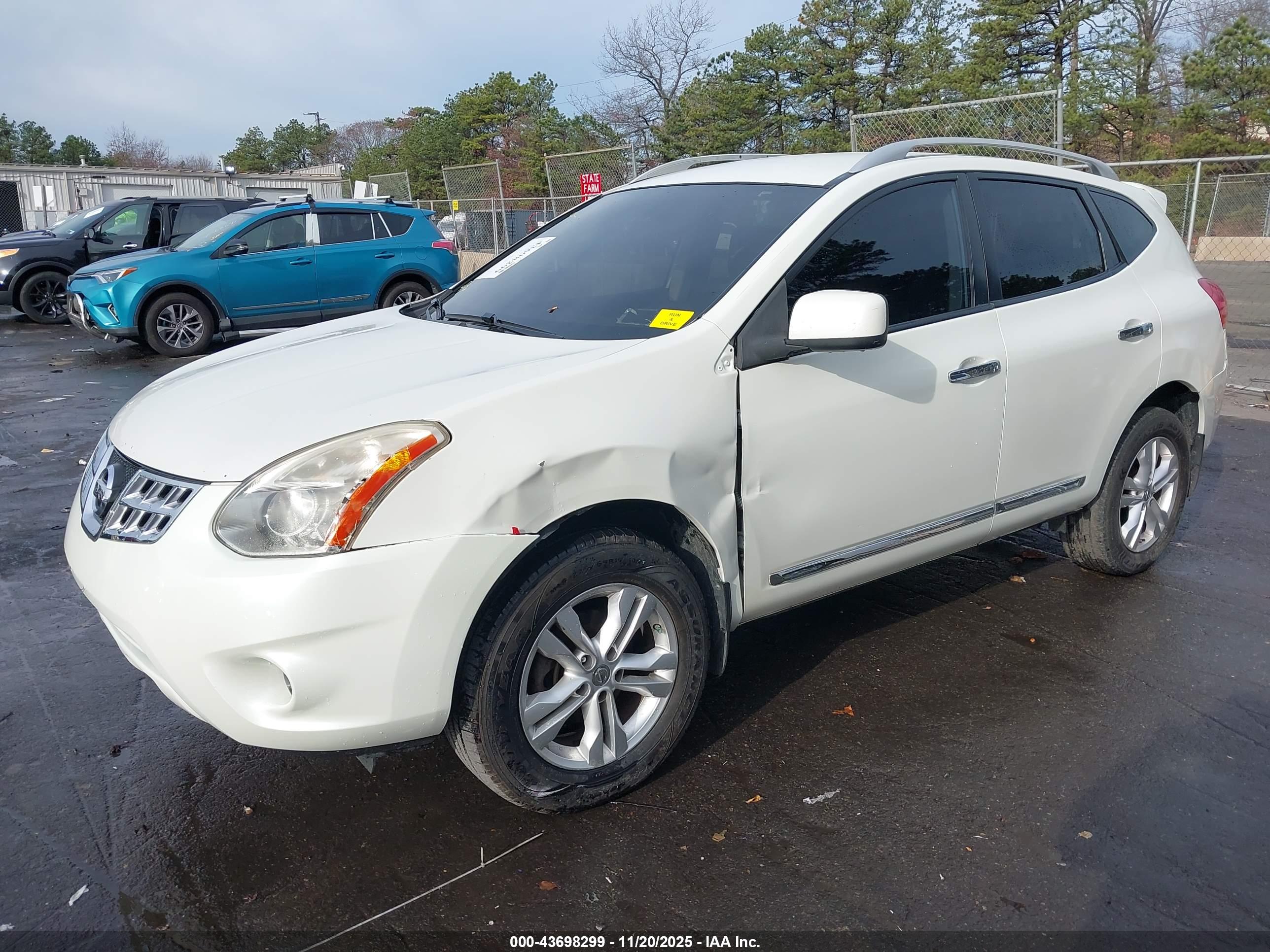 NISSAN ROGUE image 6